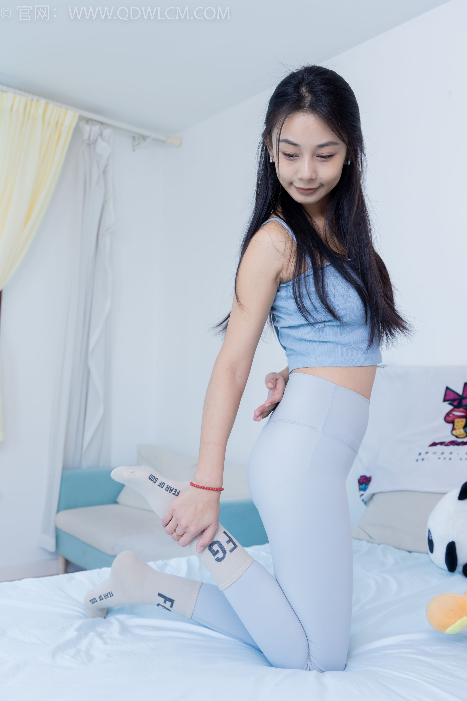 物恋传媒 No.2254 岚岚 -瑜伽裤、板鞋、两双棉袜/(160P)