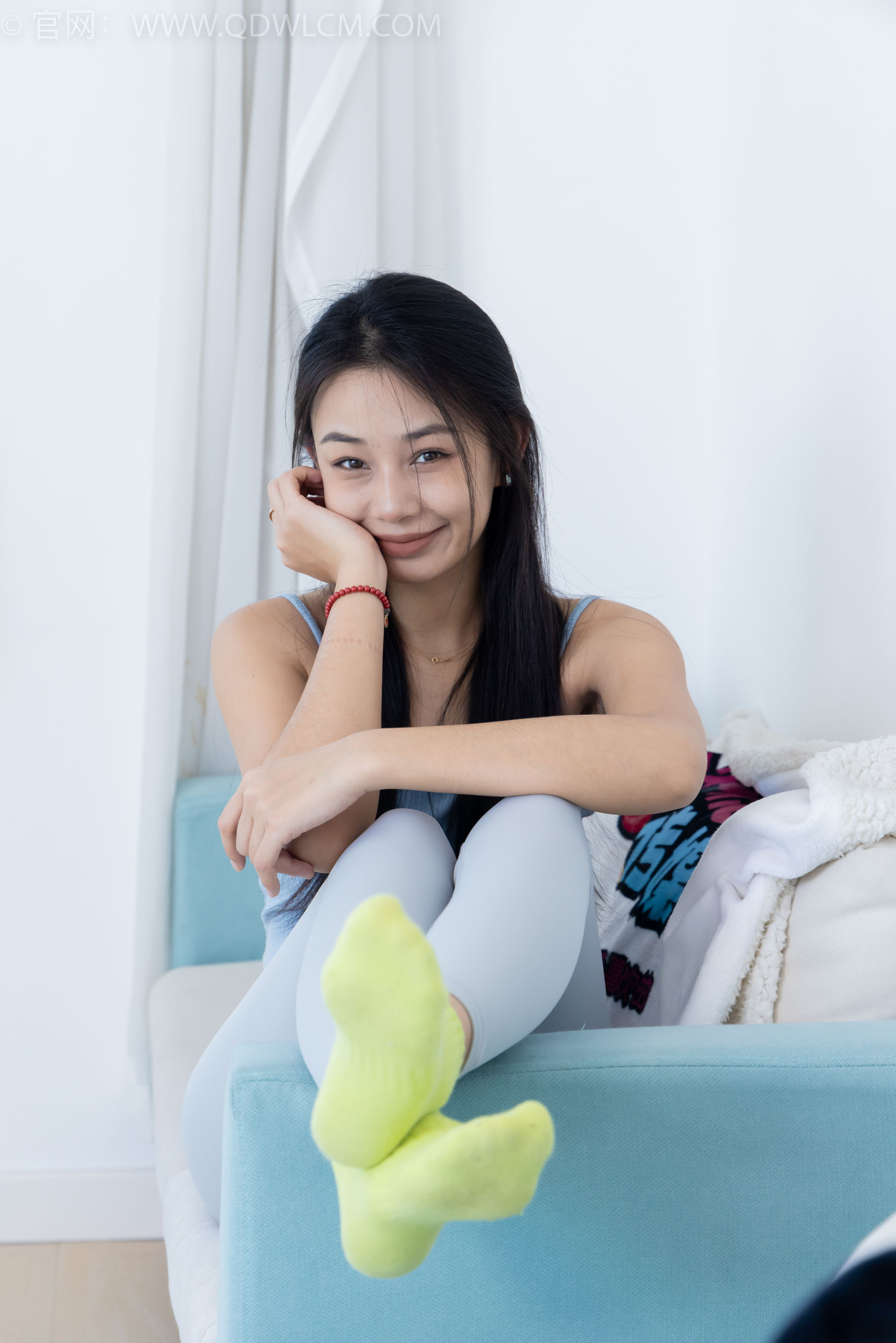 物恋传媒 No.2254 岚岚 -瑜伽裤、板鞋、两双棉袜/(160P)