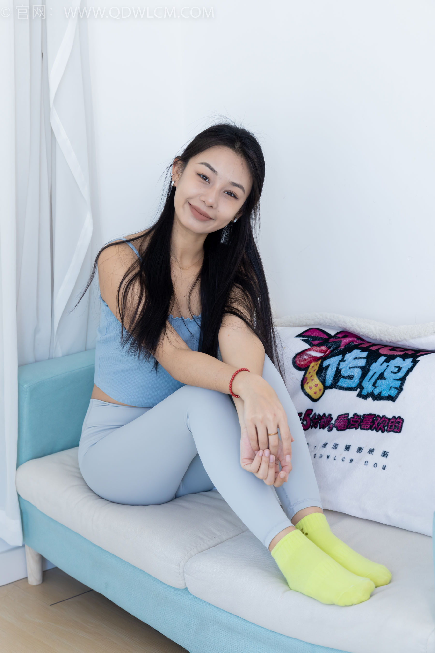 物恋传媒 No.2254 岚岚 -瑜伽裤、板鞋、两双棉袜/(160P)