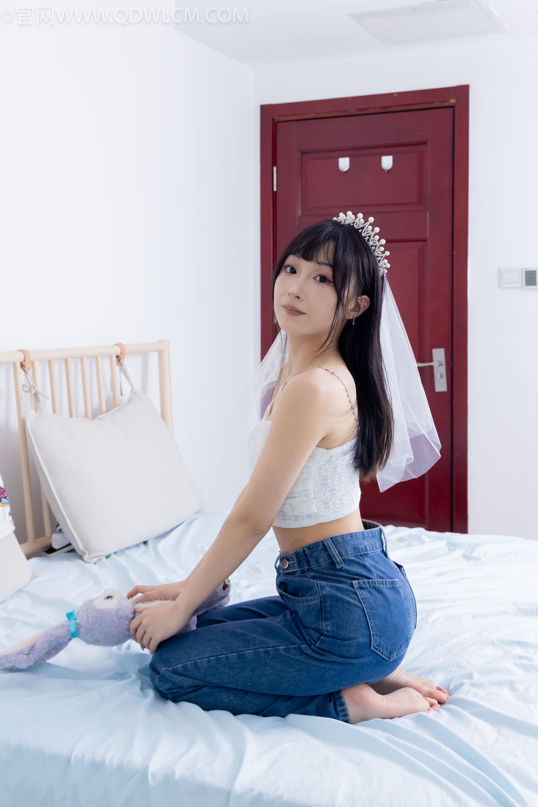 物恋传媒 No.2258 嘟嘟 -板鞋、白棉袜、裸足/(161P)