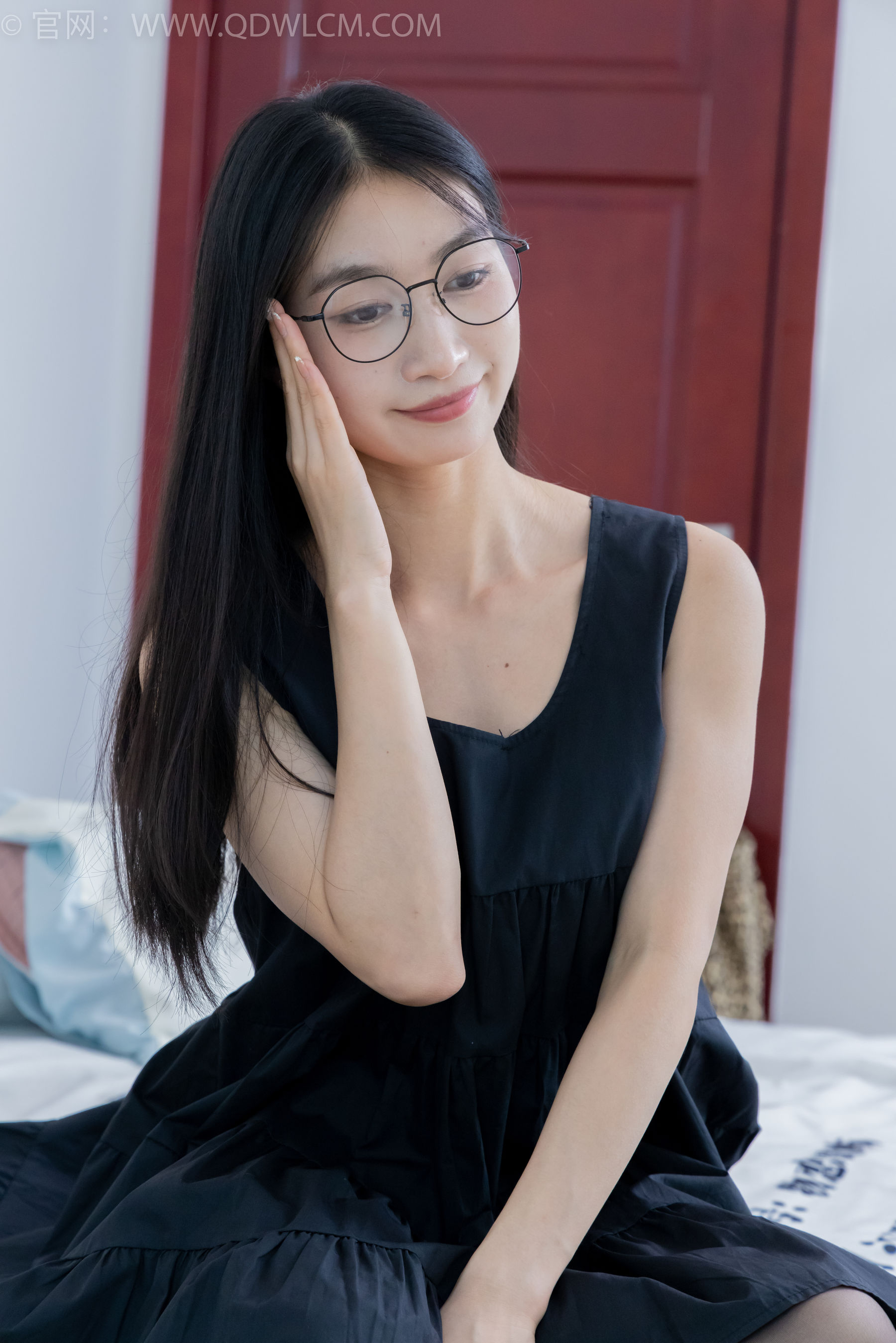 物恋传媒 No.2257 小影 -平底鞋、薄黑丝脚尖加固款/(150P)