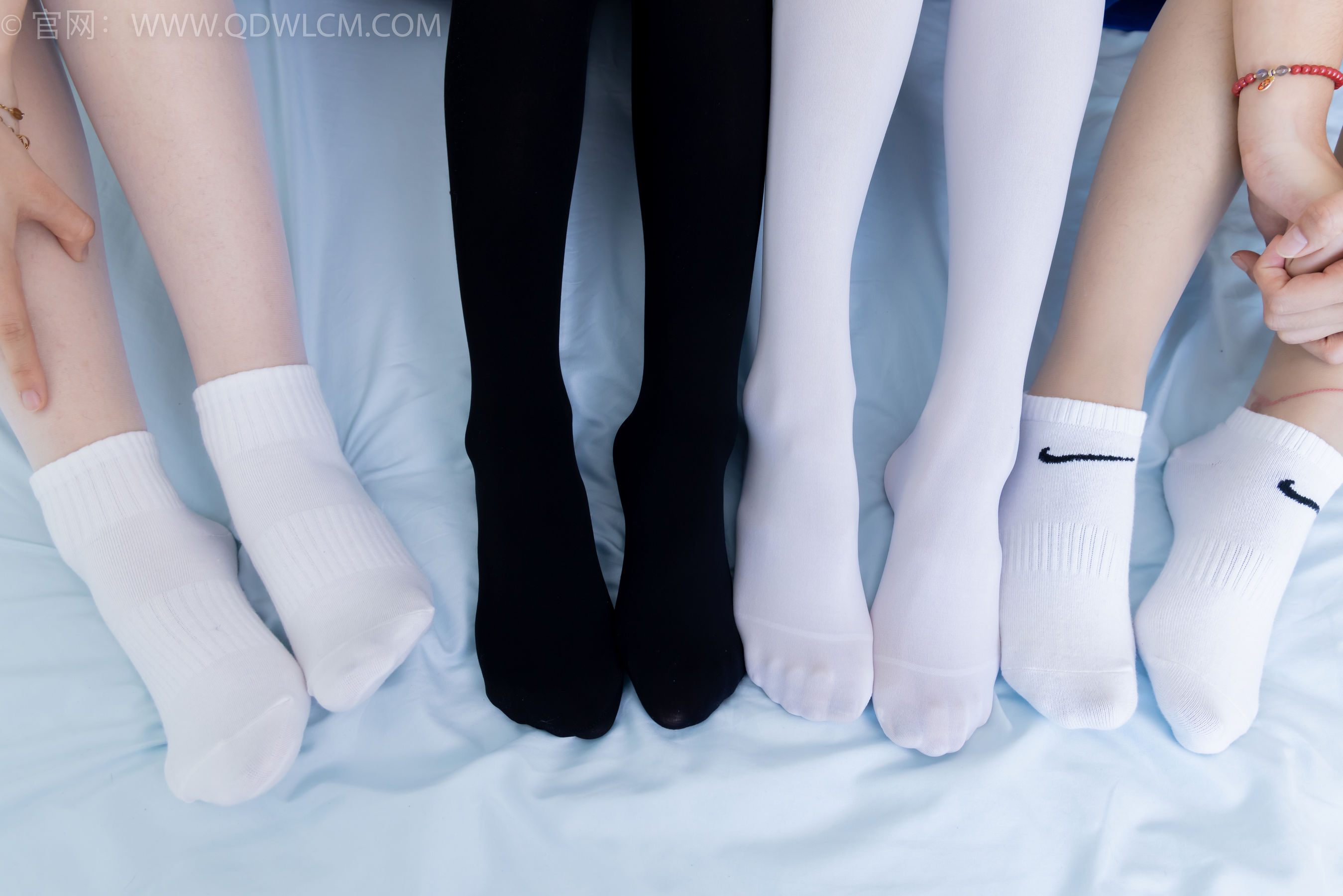 物恋传媒 No.2243 茯苓&岚岚&泡泡&米米 -新春快乐/(190P)