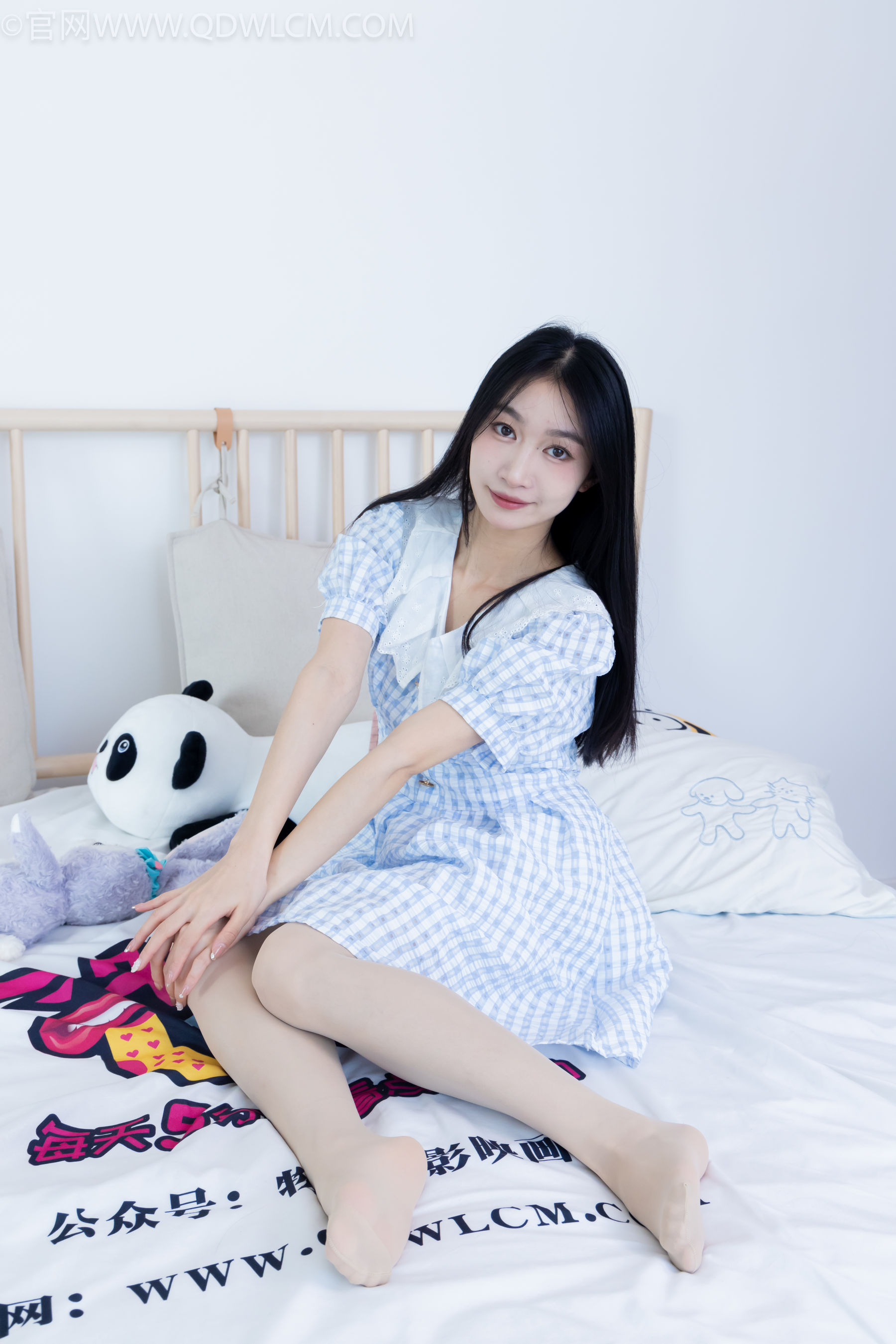 物恋传媒 No.2261 小影 -高跟鞋、白棉袜、薄肉丝/(167P)