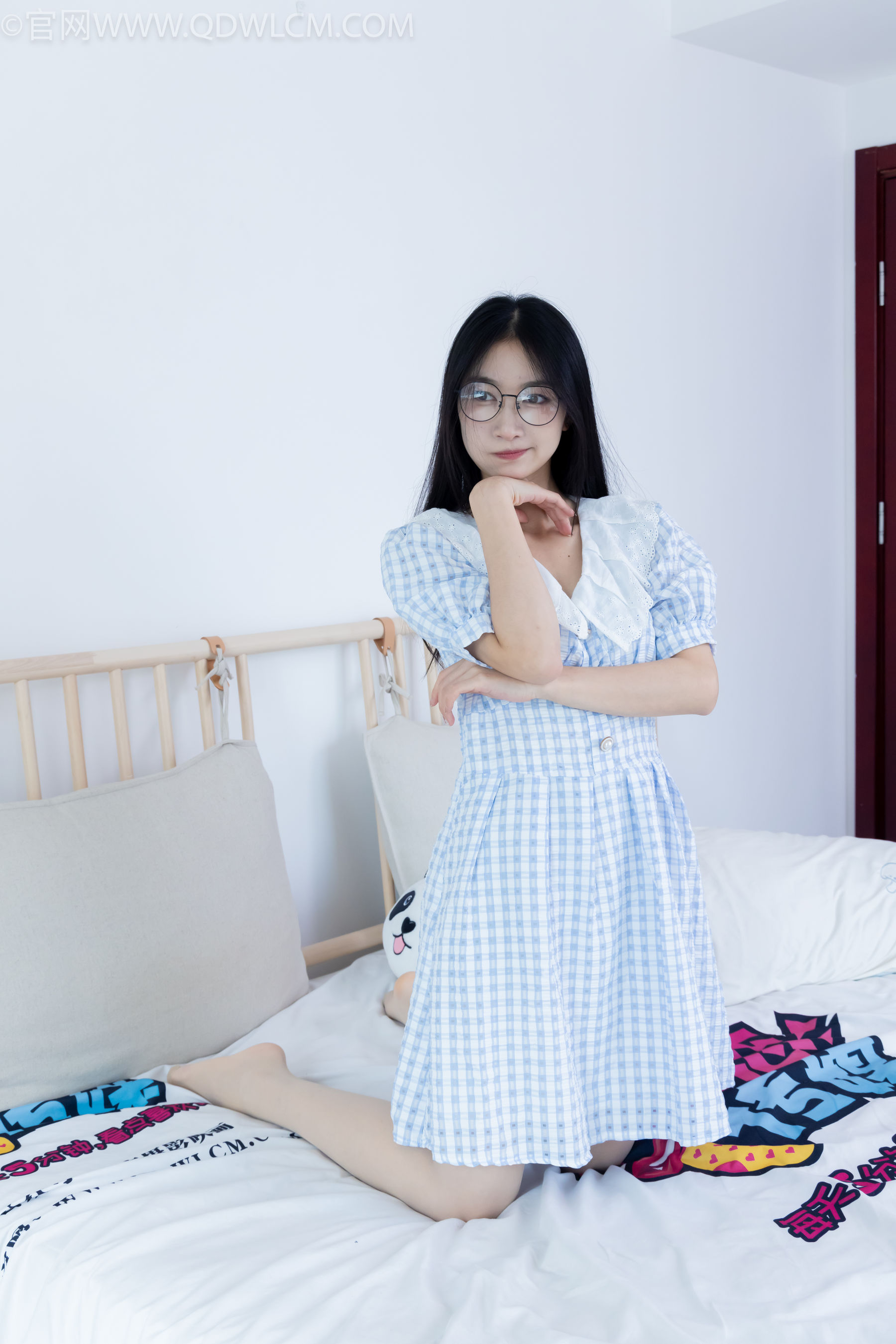 物恋传媒 No.2261 小影 -高跟鞋、白棉袜、薄肉丝/(167P)