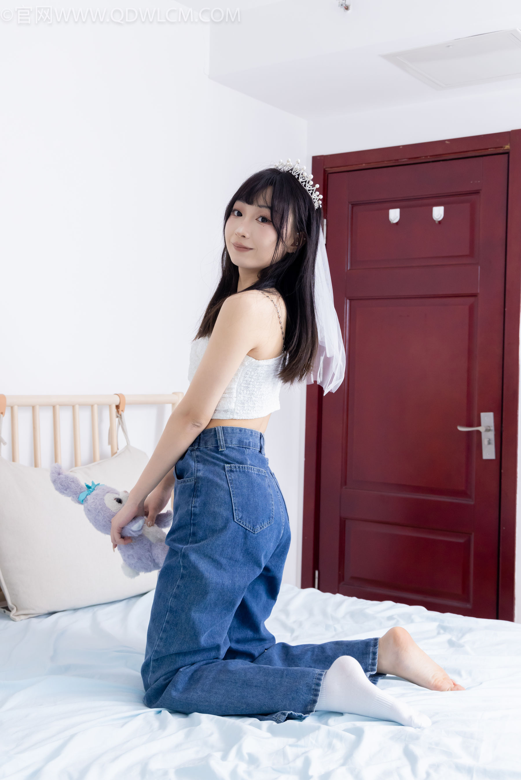 物恋传媒 No.2258 嘟嘟 -板鞋、白棉袜、裸足/(161P)