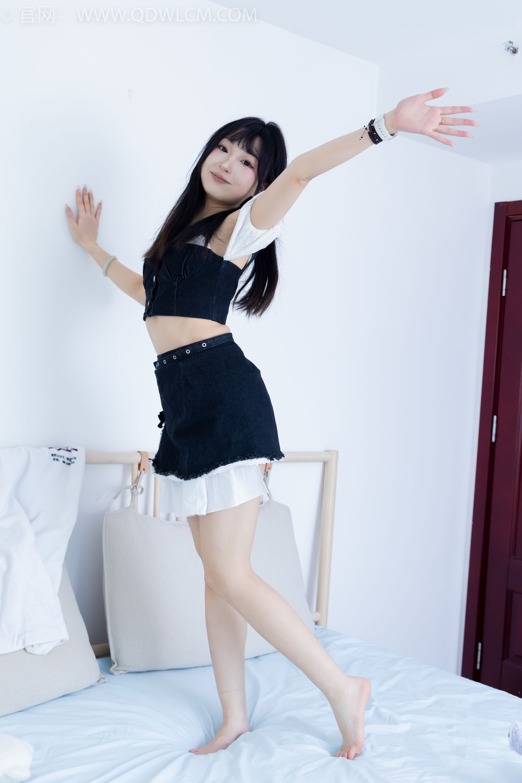 物恋传媒 No.2248 嘟嘟 -高跟凉鞋、薄黑丝、裸足/(160P)