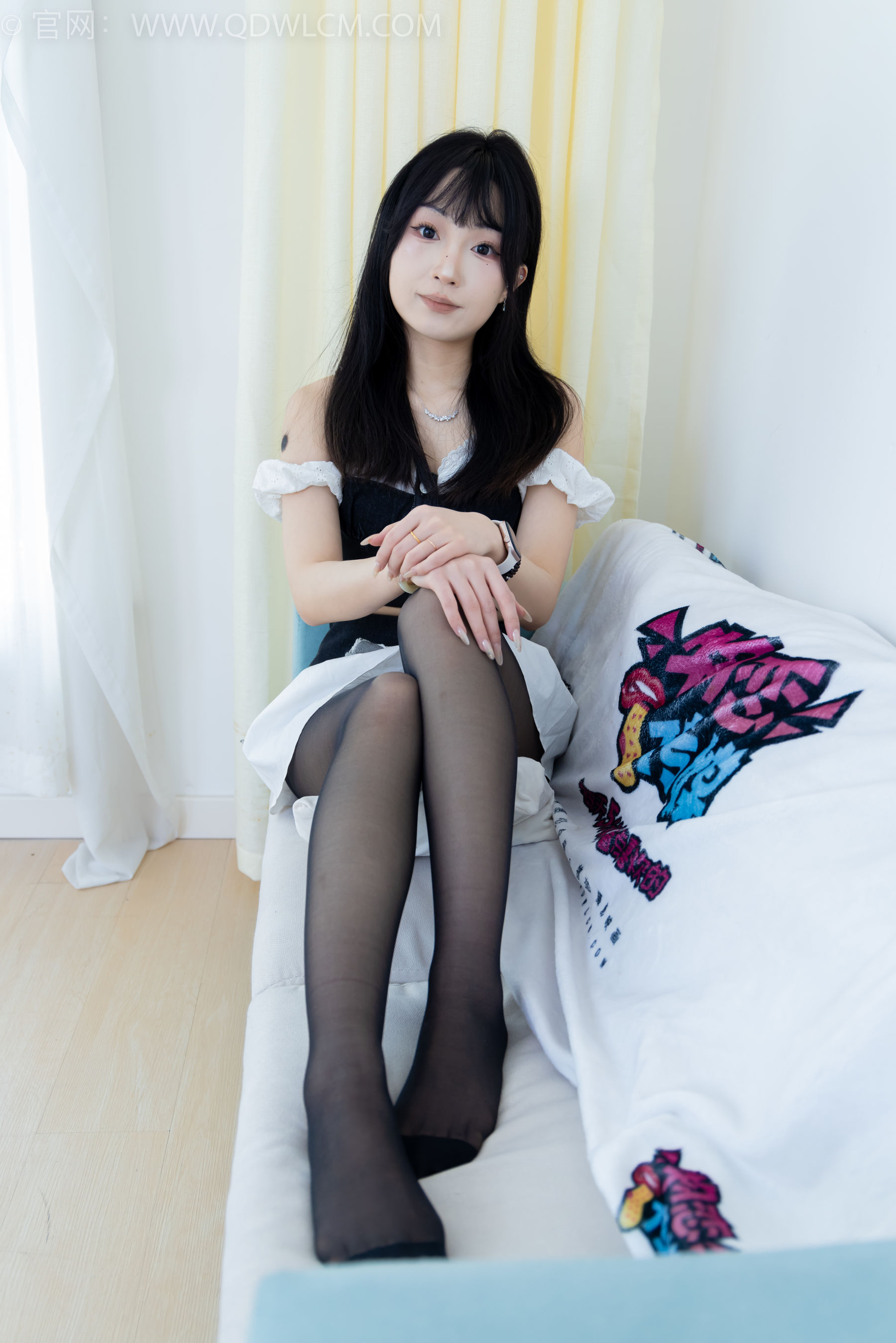 物恋传媒 No.2248 嘟嘟 -高跟凉鞋、薄黑丝、裸足/(160P)