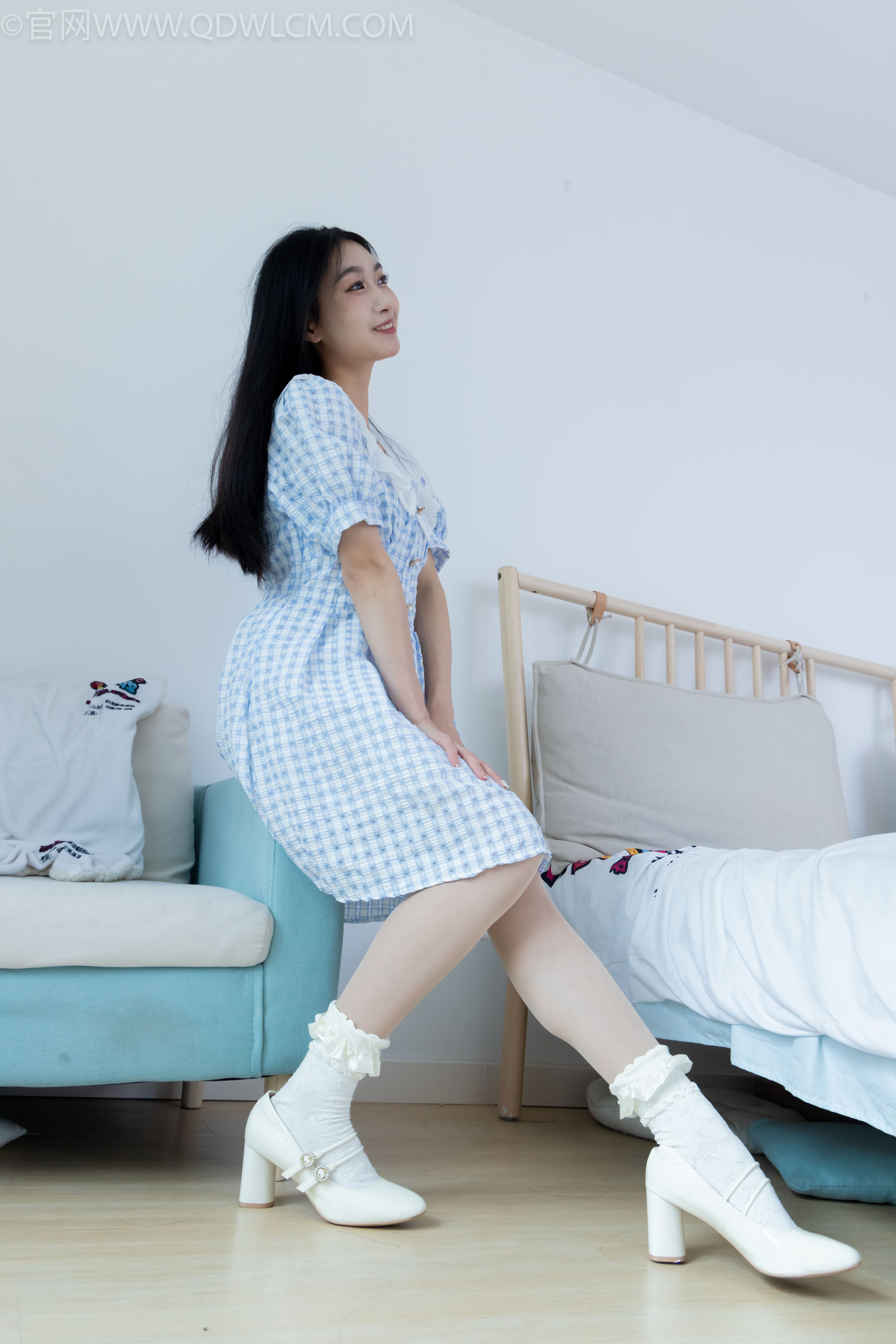 物恋传媒 No.2261 小影 -高跟鞋、白棉袜、薄肉丝/(167P)