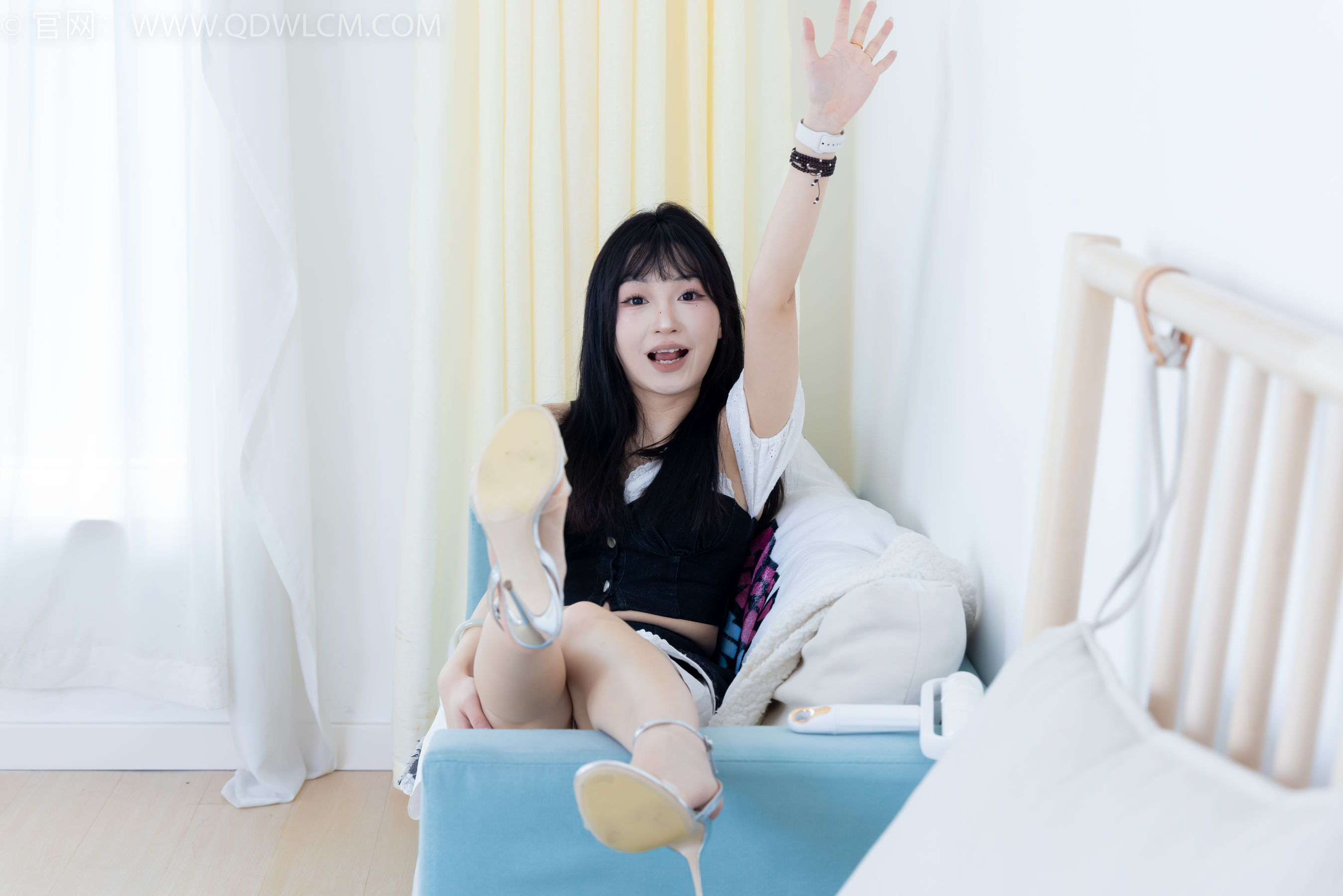 物恋传媒 No.2248 嘟嘟 -高跟凉鞋、薄黑丝、裸足/(160P)