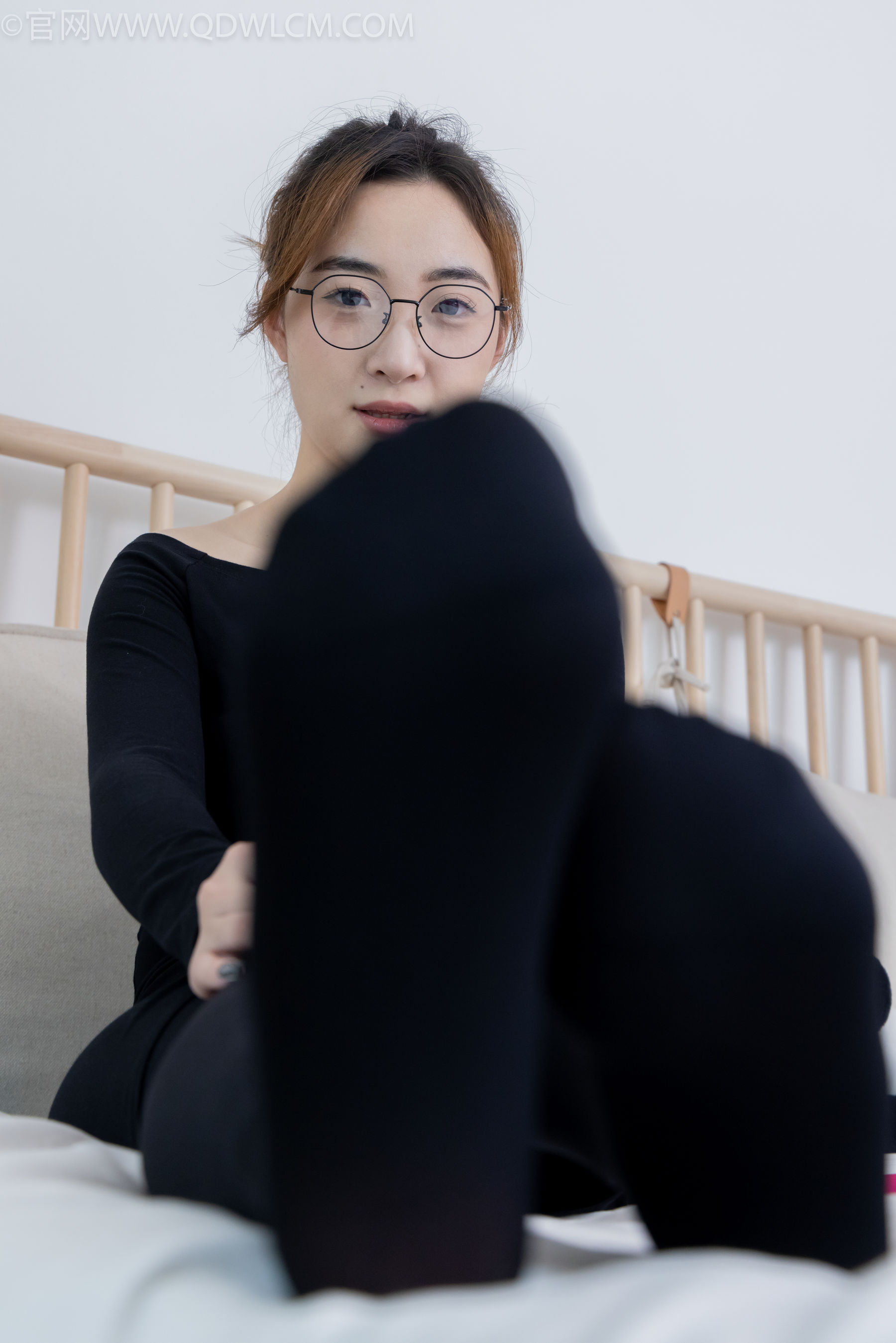 物恋传媒 No.2265 恬恬 -平底鞋、厚黑丝、厚黑丝踩奶油蛋糕剧情/(157P)