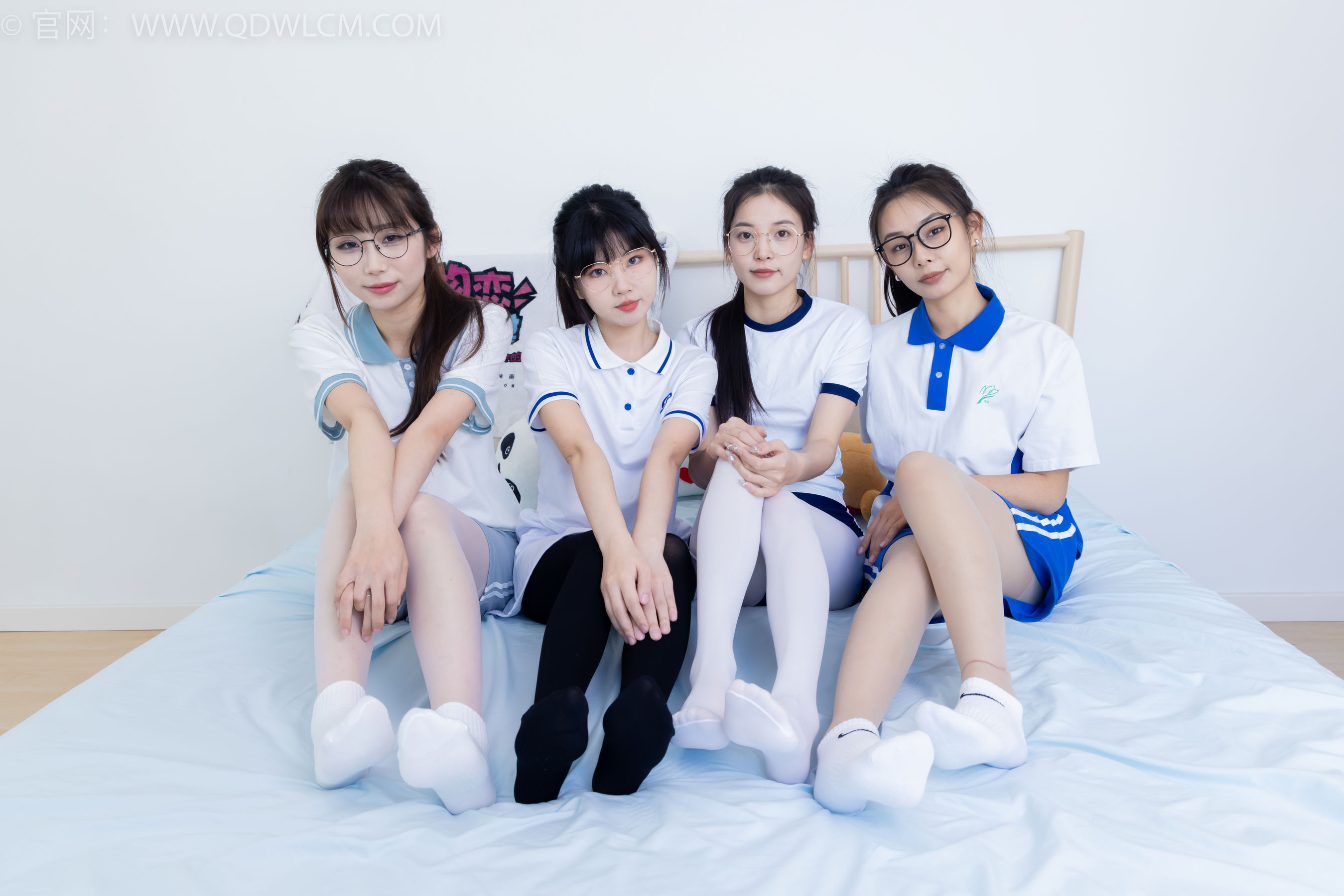 物恋传媒 No.2243 茯苓&岚岚&泡泡&米米 -新春快乐/(190P)