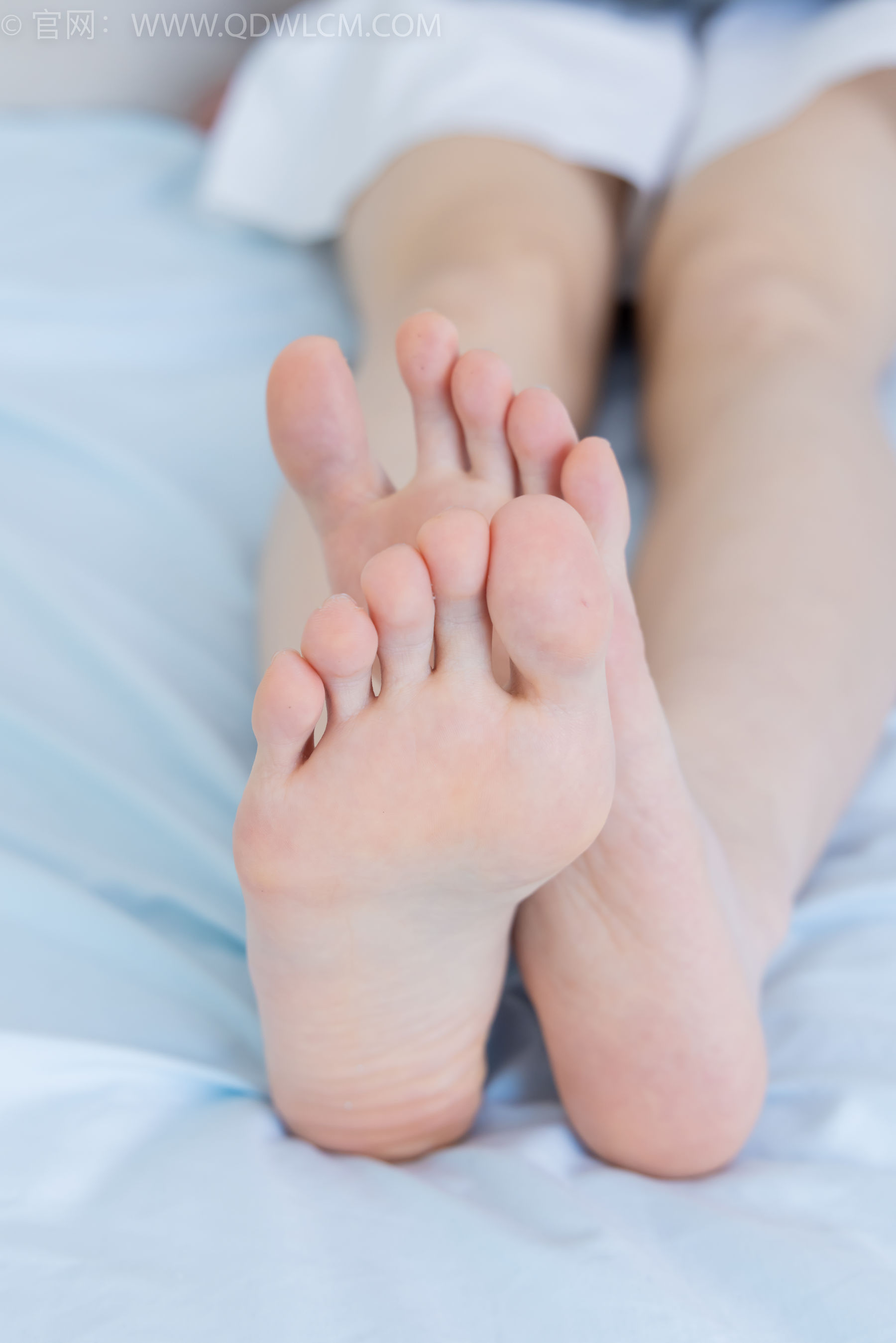 物恋传媒 No.2248 嘟嘟 -高跟凉鞋、薄黑丝、裸足/(160P)