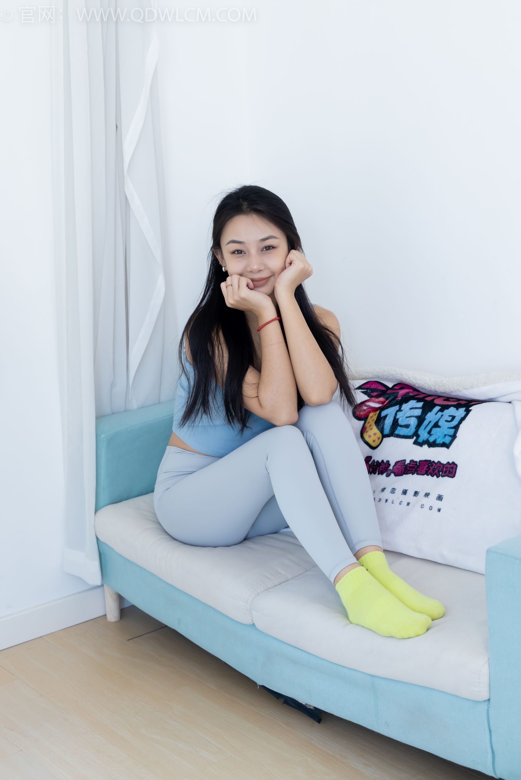 物恋传媒 No.2254 岚岚 -瑜伽裤、板鞋、两双棉袜/(160P)