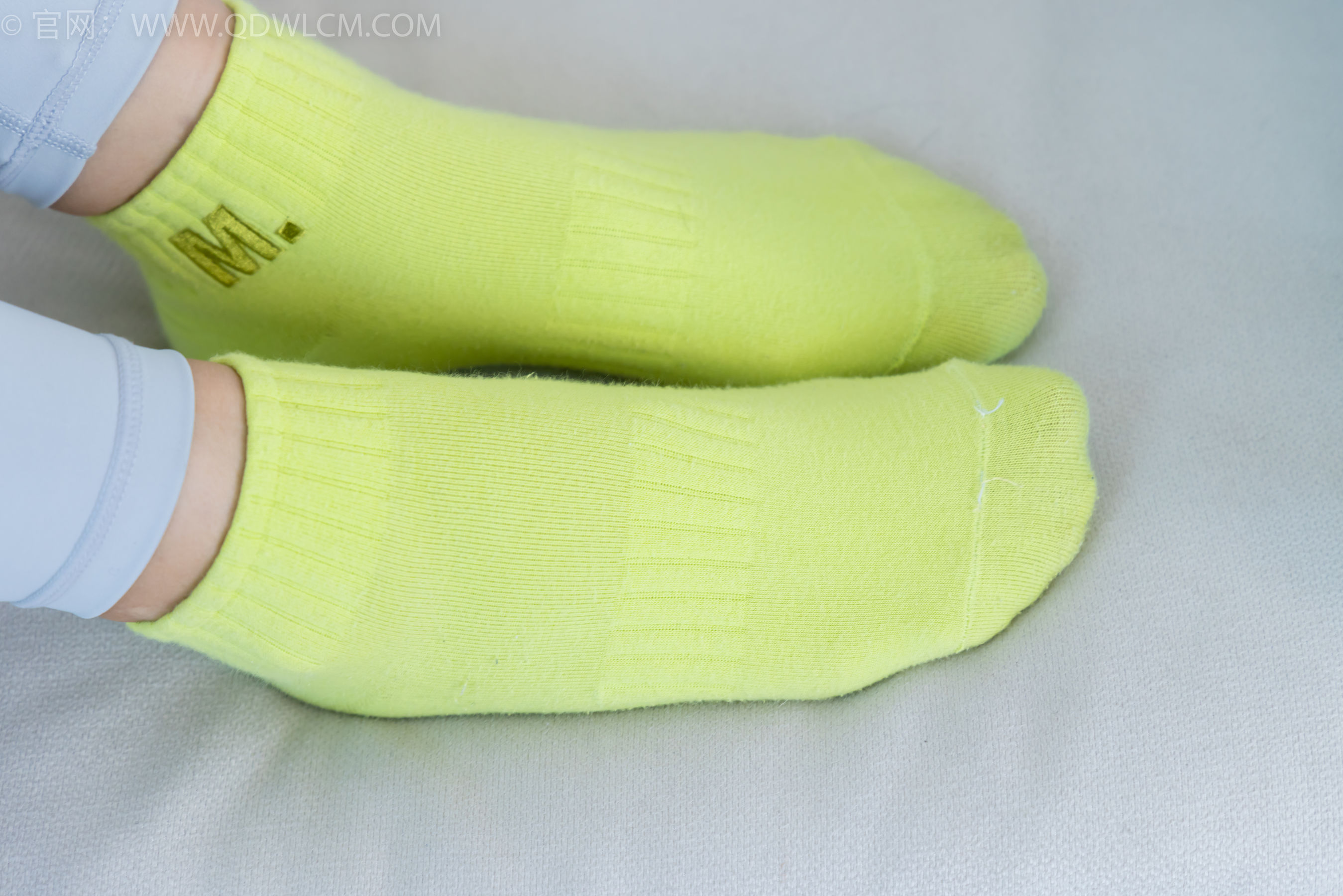 物恋传媒 No.2254 岚岚 -瑜伽裤、板鞋、两双棉袜/(160P)