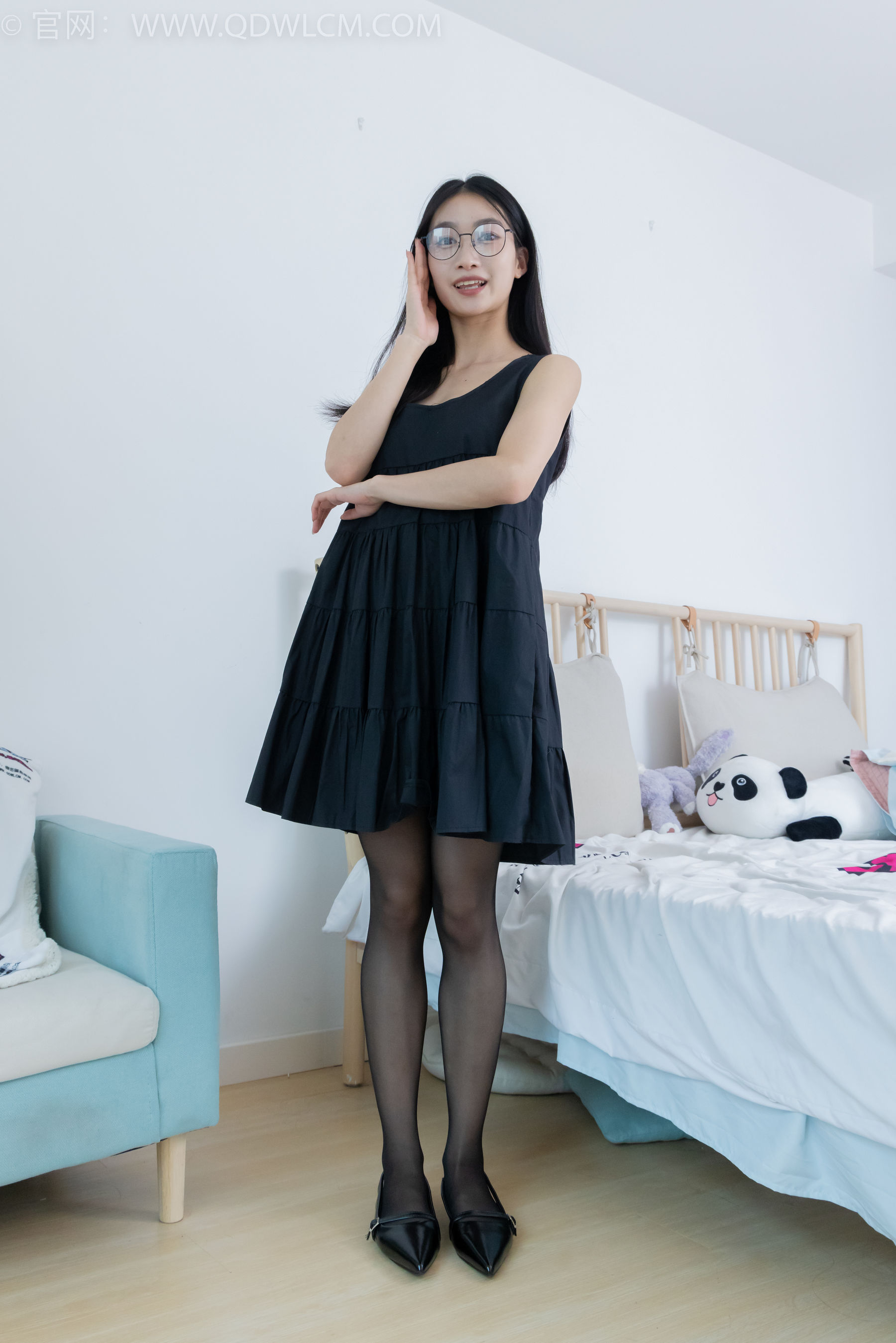 物恋传媒 No.2257 小影 -平底鞋、薄黑丝脚尖加固款/(150P)