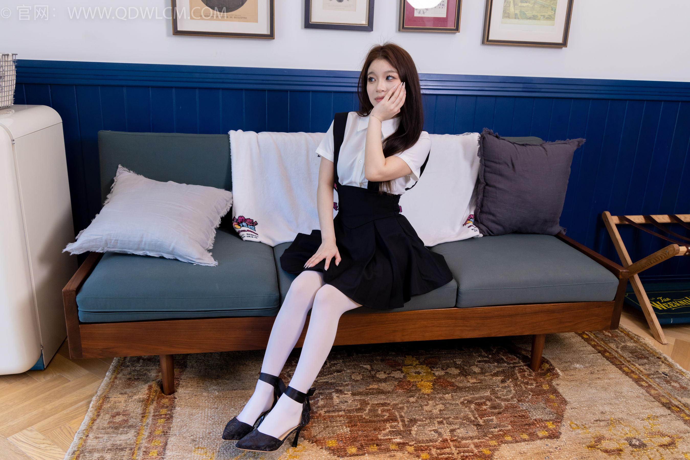 物恋传媒 No.2224 闪闪 -天明那道光/(160P)