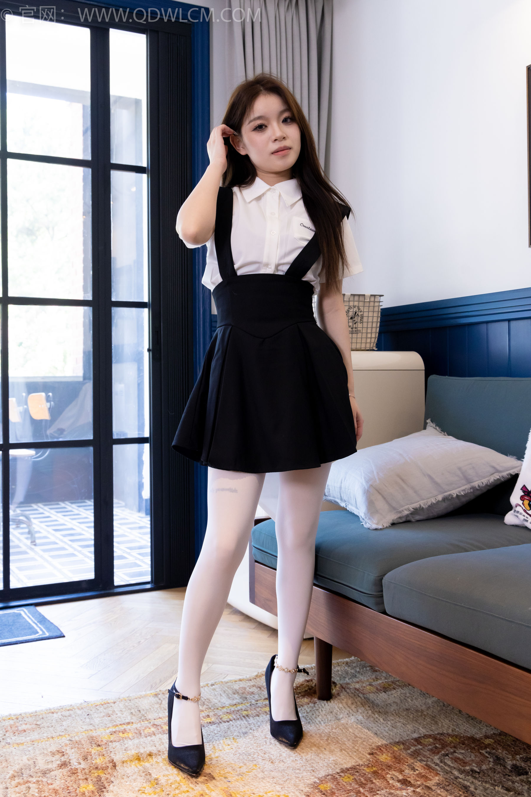 物恋传媒 No.2224 闪闪 -天明那道光/(160P)