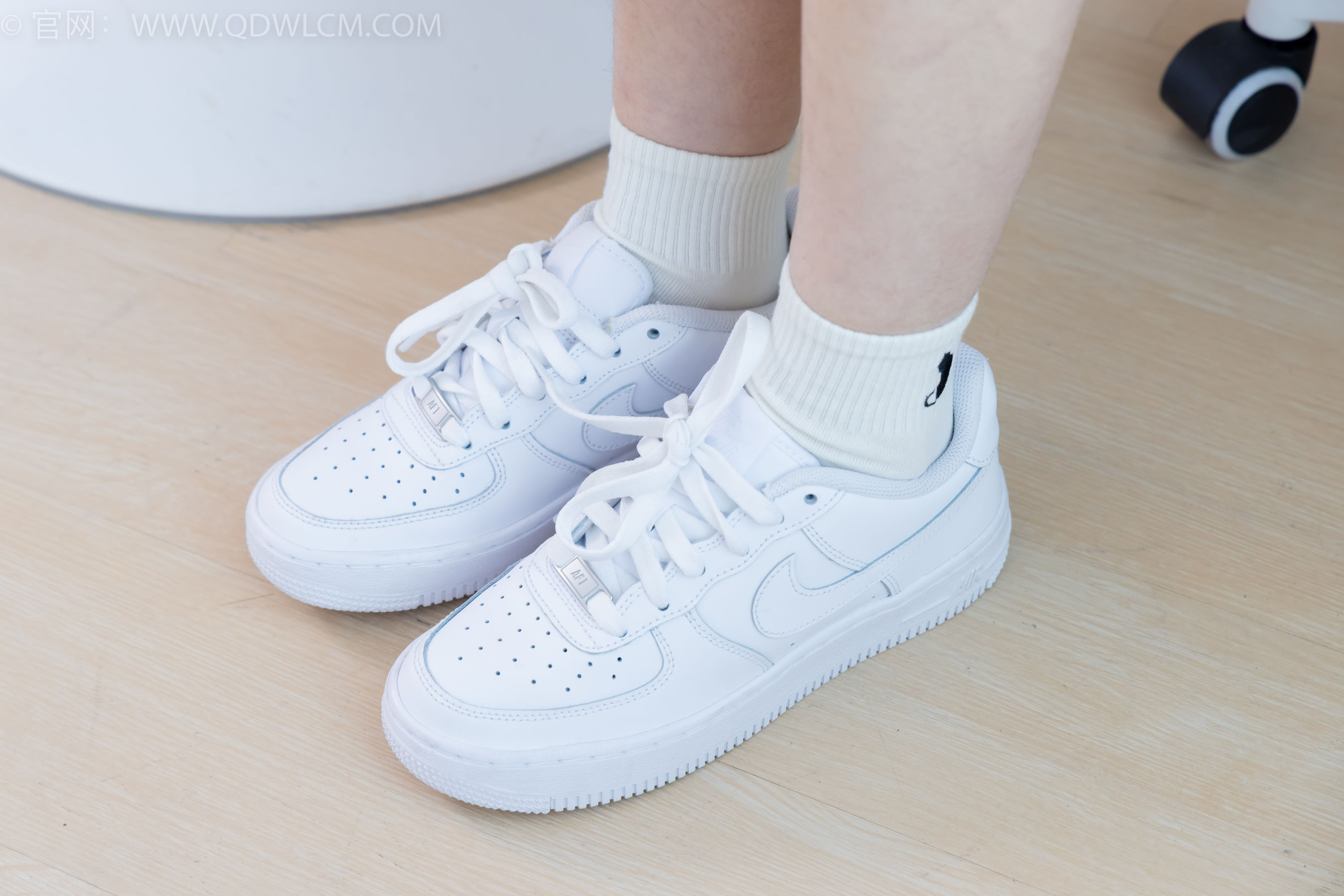 物恋传媒 No.2227 铃铛 -镜花水月/(150P)