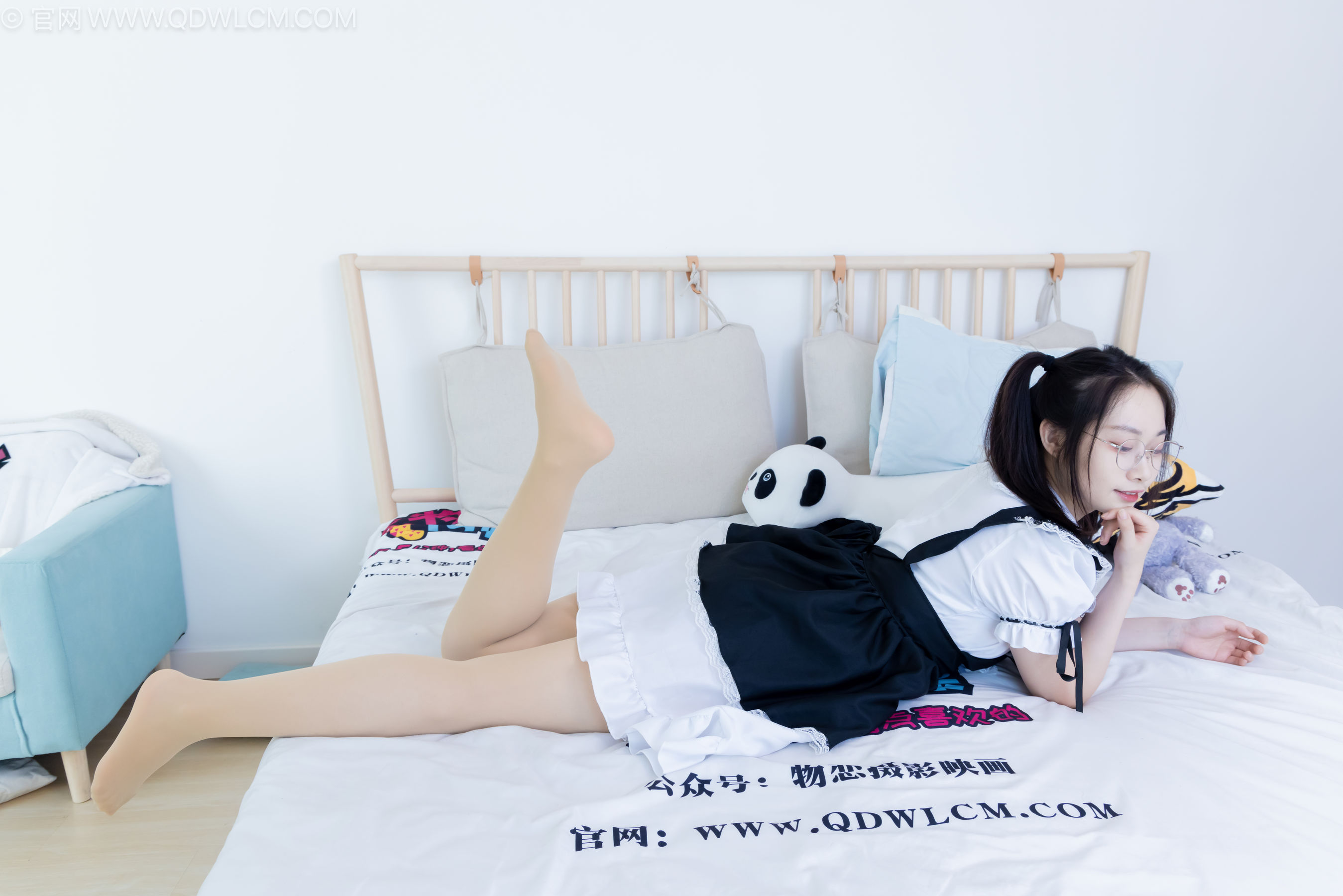 物恋传媒 No.2239 小新 -低跟鞋、白棉袜、厚肉丝、女仆装/(160P)