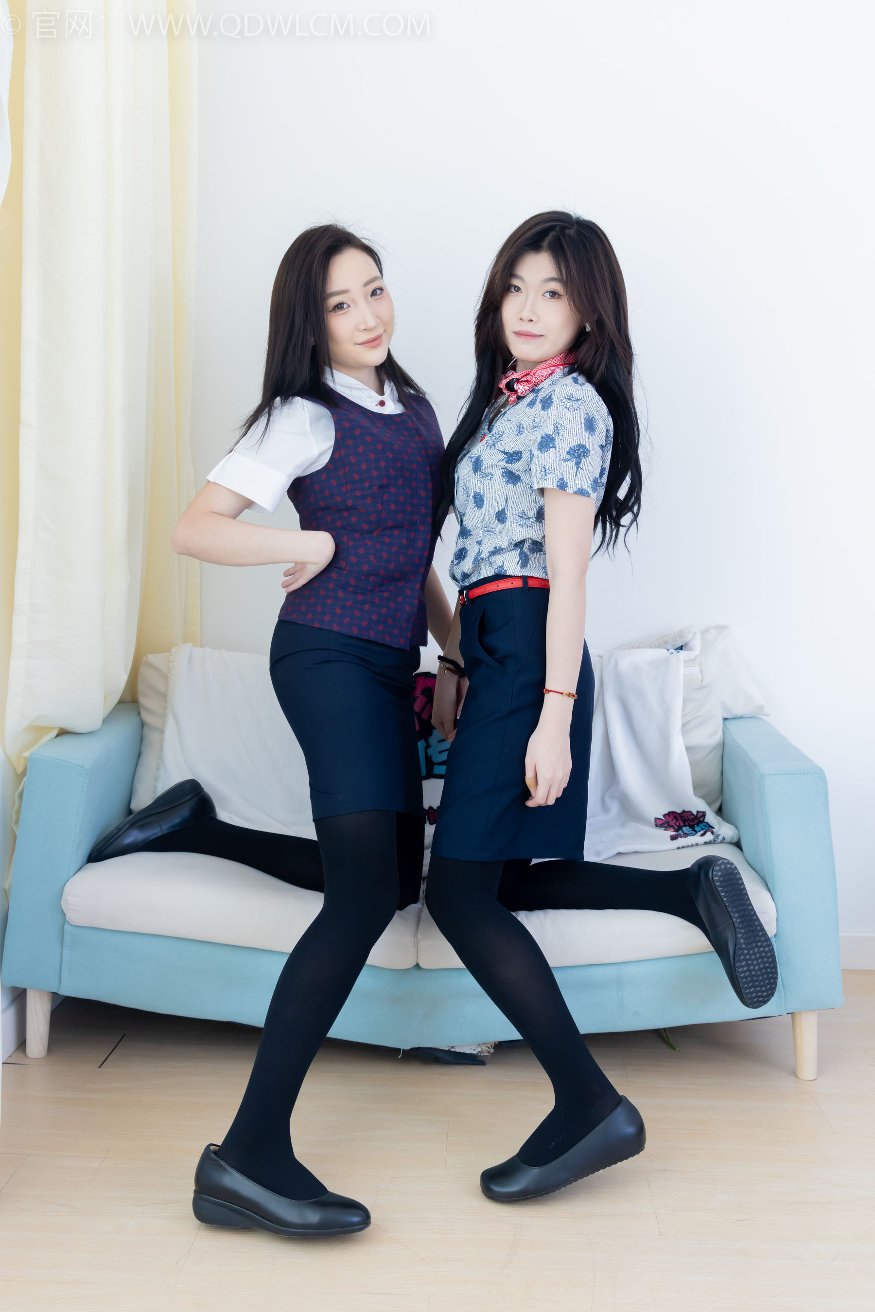 物恋传媒 No.2232 恬恬&樱桃 -皮鞋、厚黑丝、裸足、空姐制服/(150P)