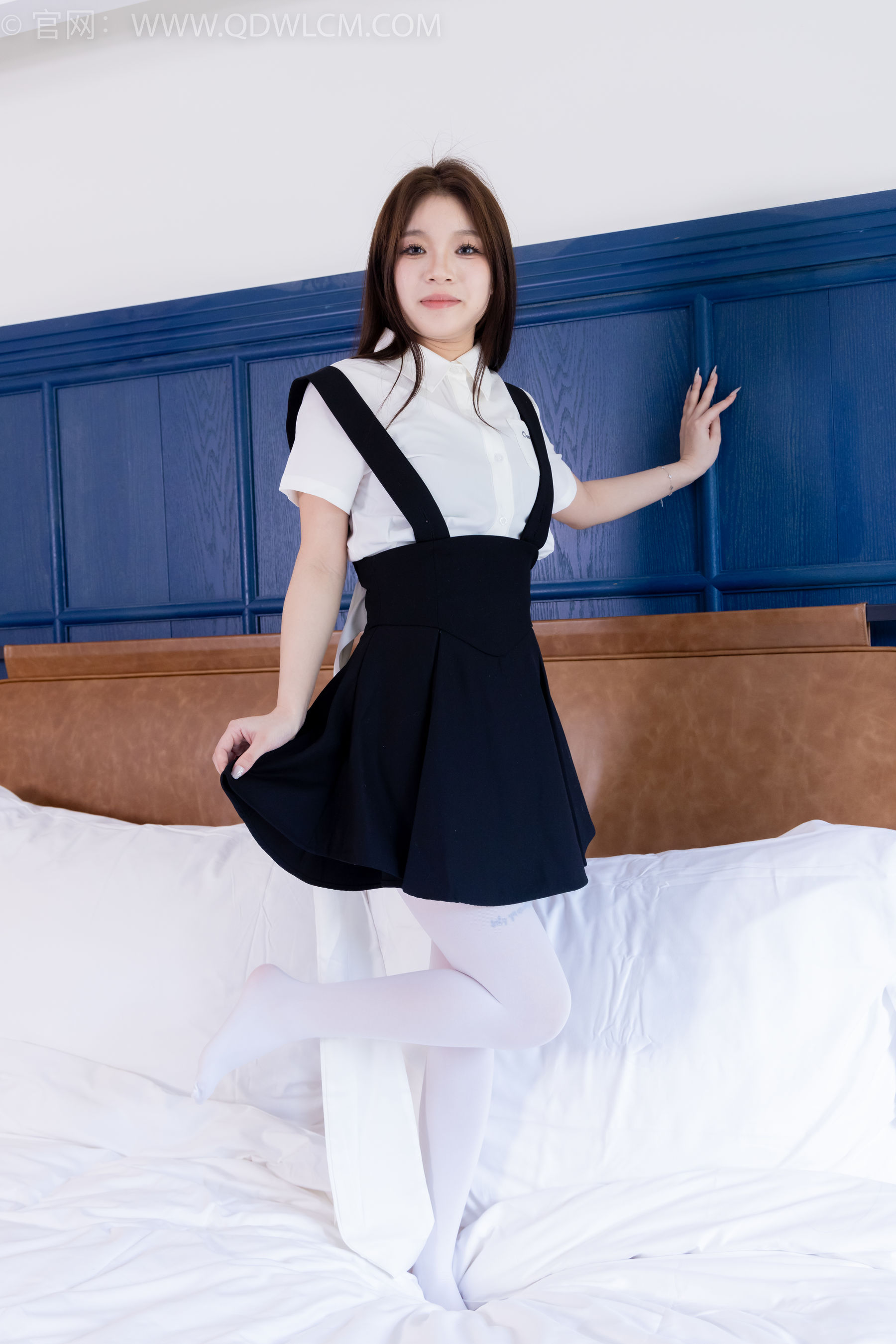 物恋传媒 No.2224 闪闪 -天明那道光/(160P)