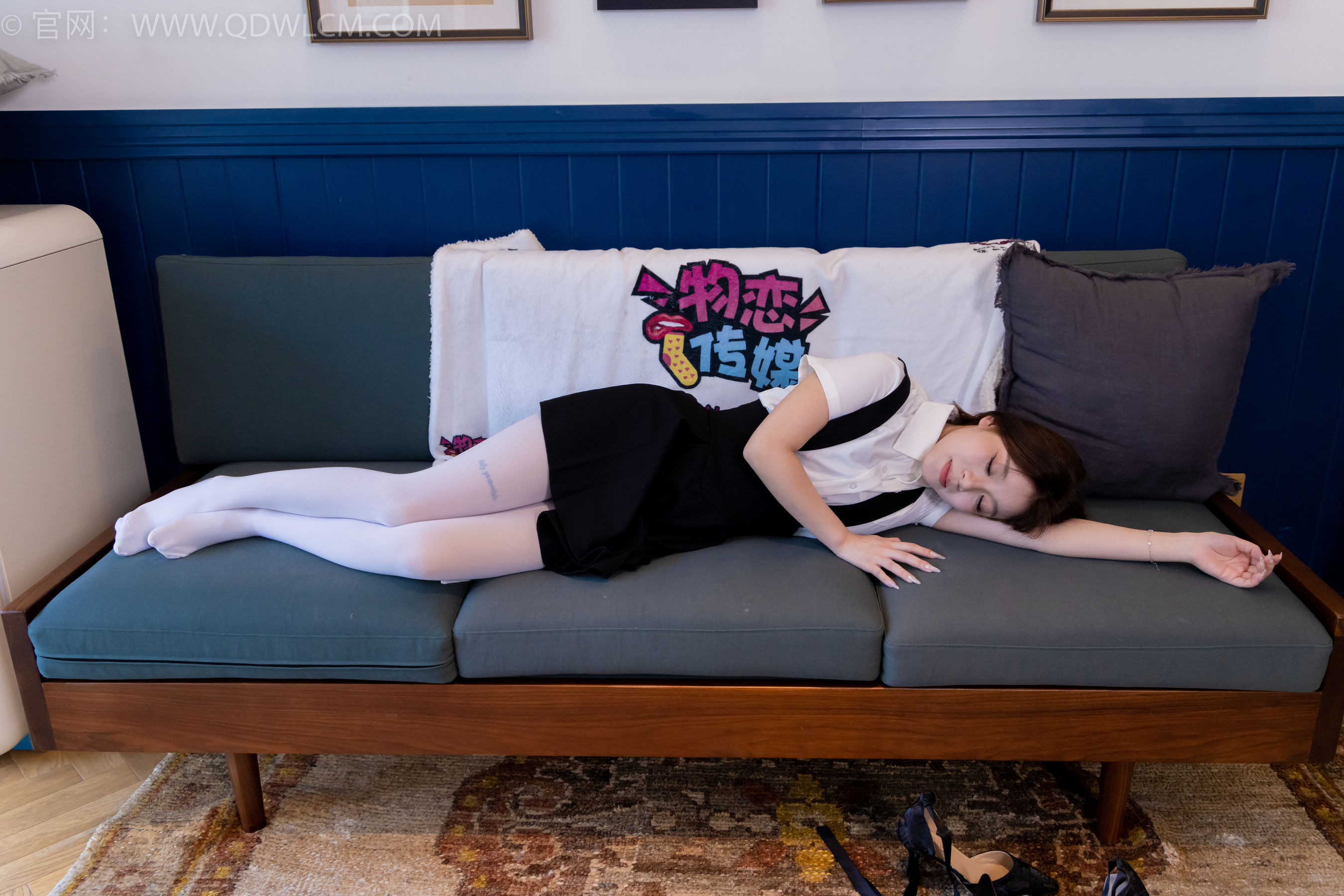 物恋传媒 No.2224 闪闪 -天明那道光/(160P)