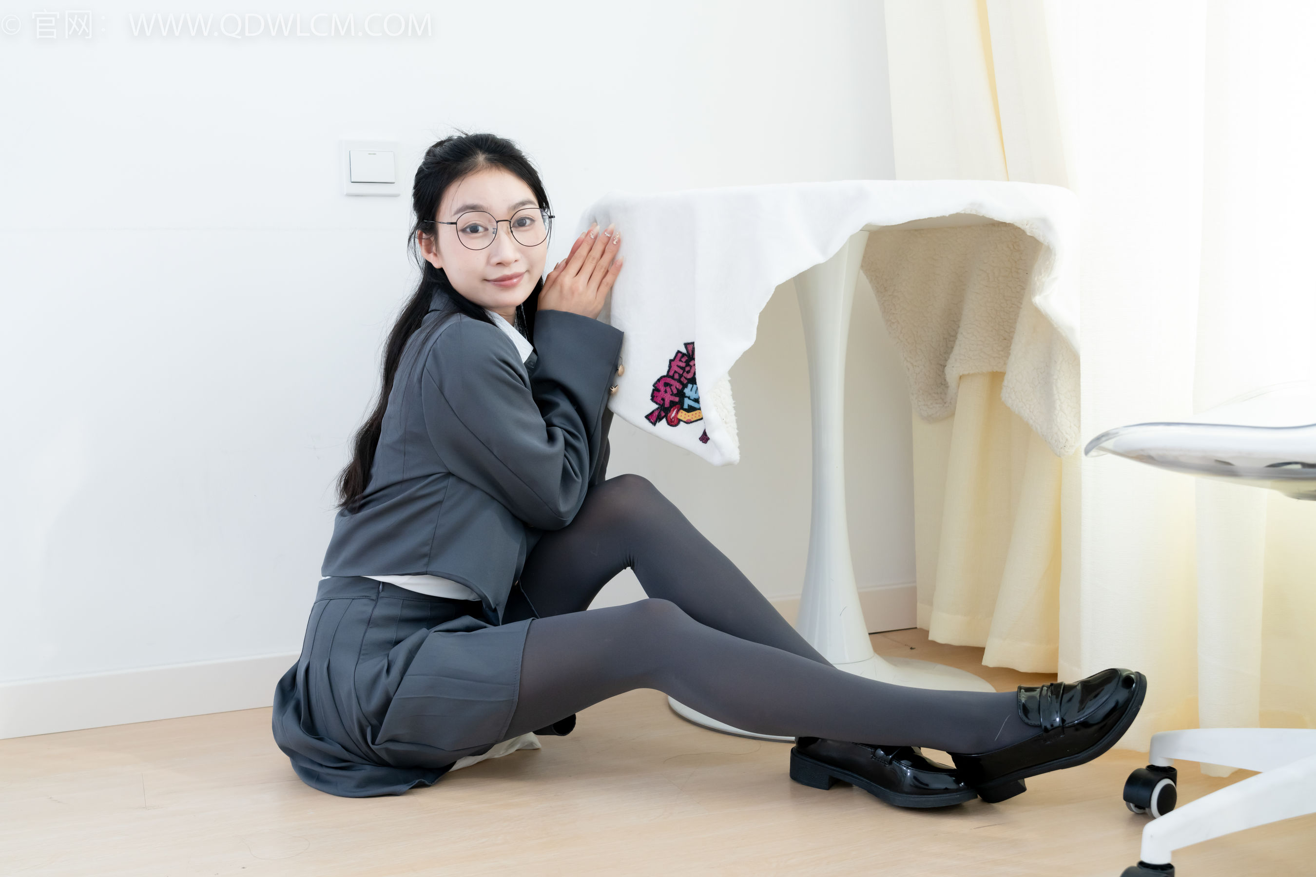 物恋传媒 No.2221 小影 -未来的诗/(160P)