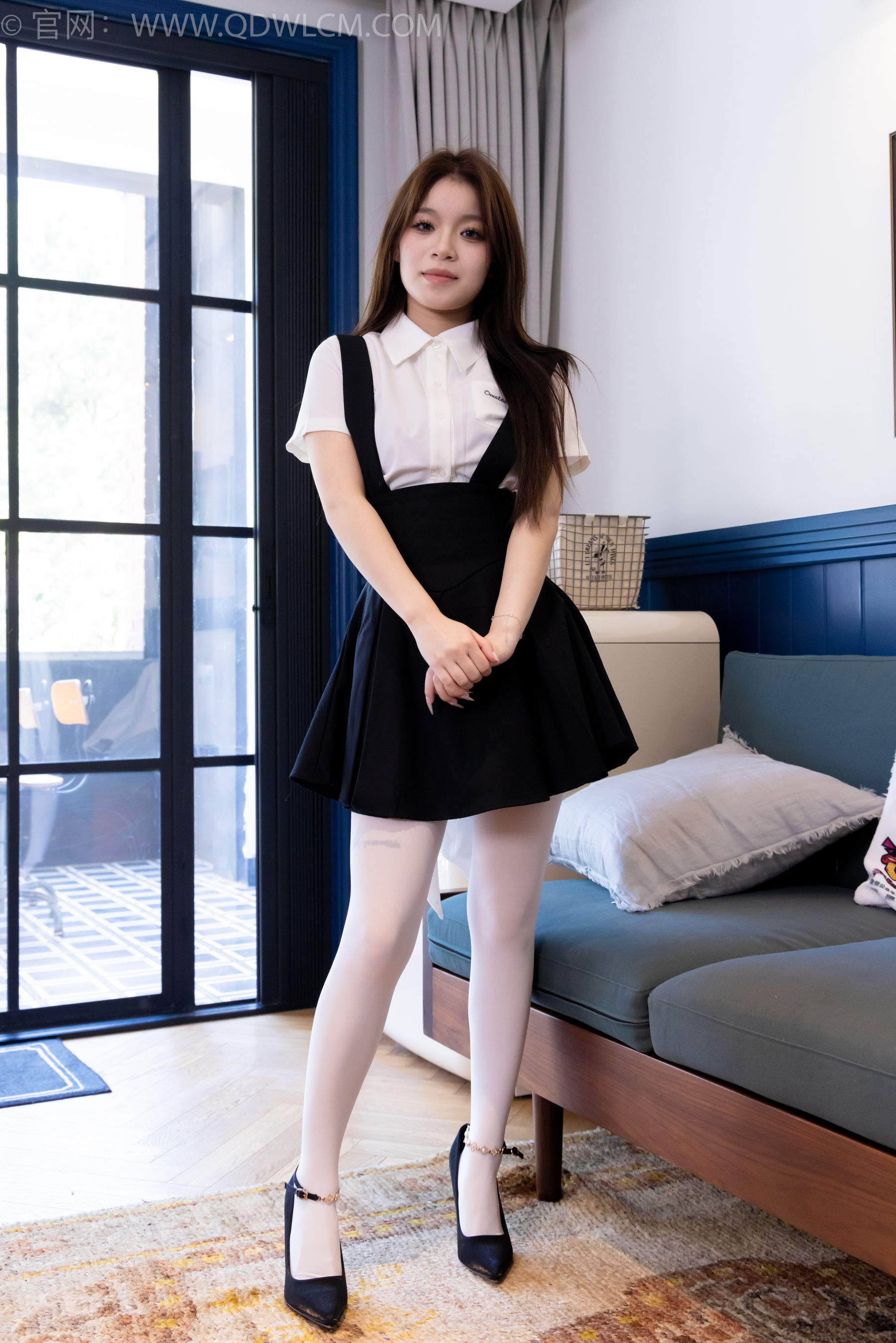 物恋传媒 No.2224 闪闪 -天明那道光/(160P)