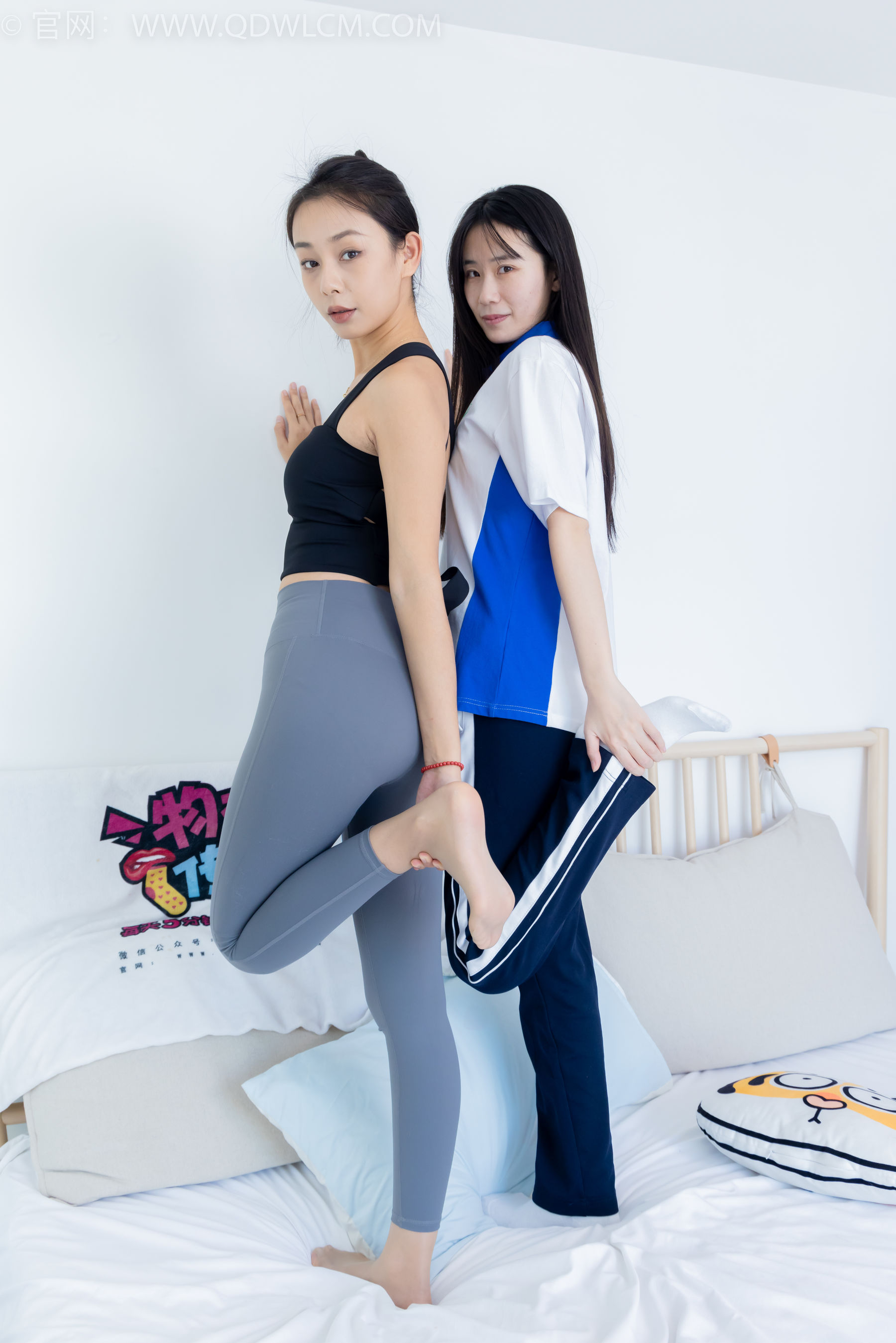 物恋传媒 No.2231 菜菜&岚岚 -高跟长靴、板鞋、裤里丝、白棉袜、油亮肉丝、黑丝/(150P)