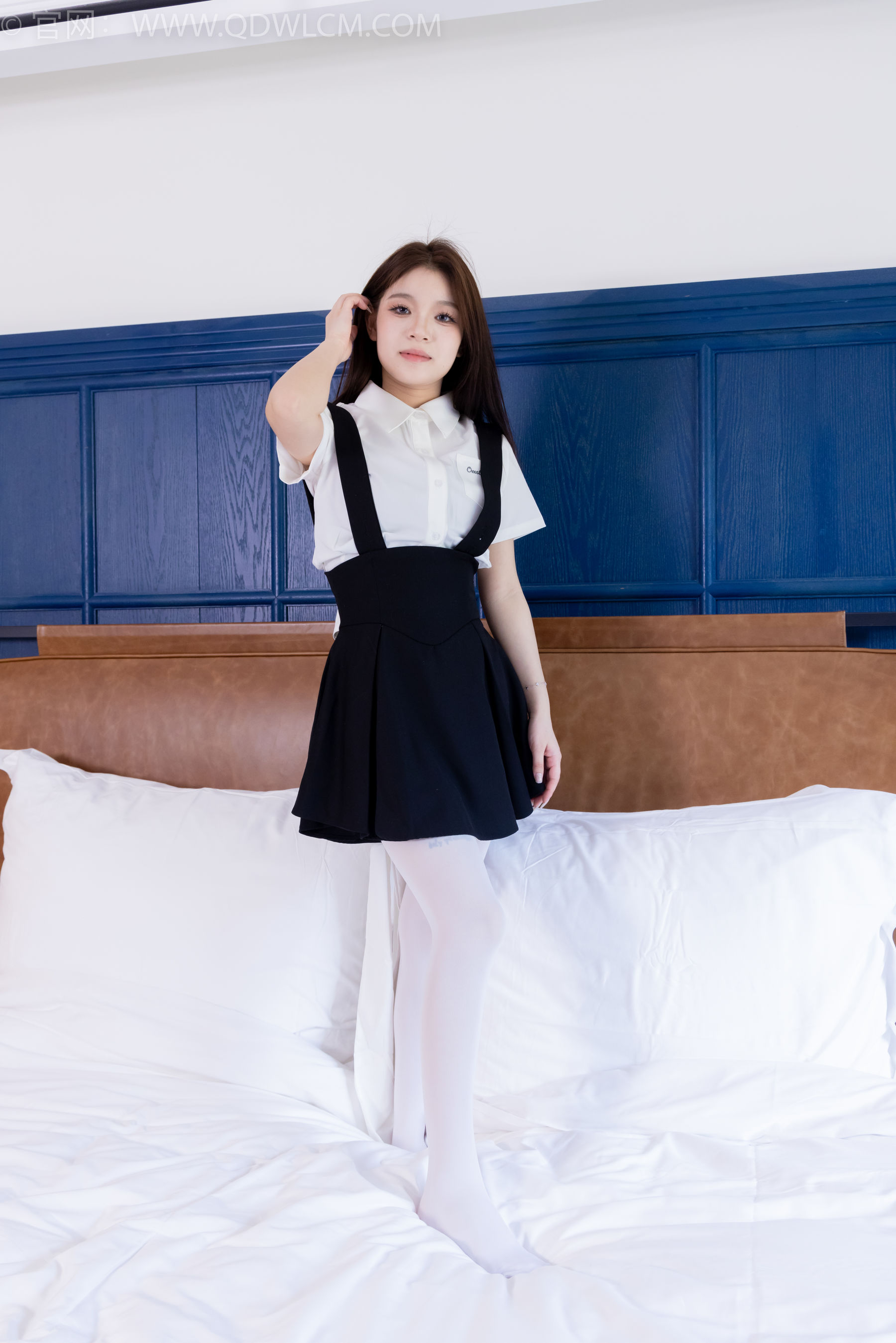 物恋传媒 No.2224 闪闪 -天明那道光/(160P)