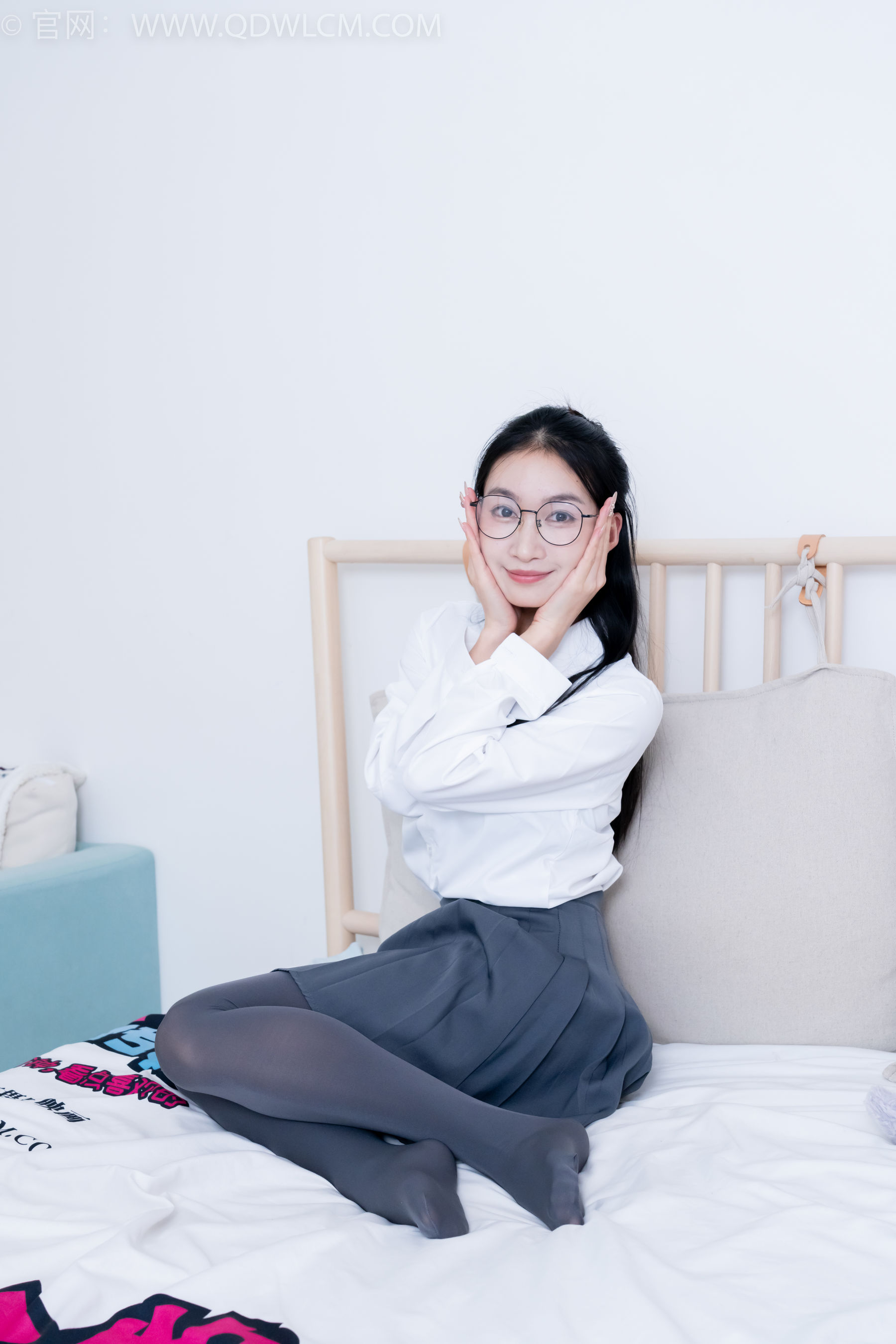 物恋传媒 No.2221 小影 -未来的诗/(160P)