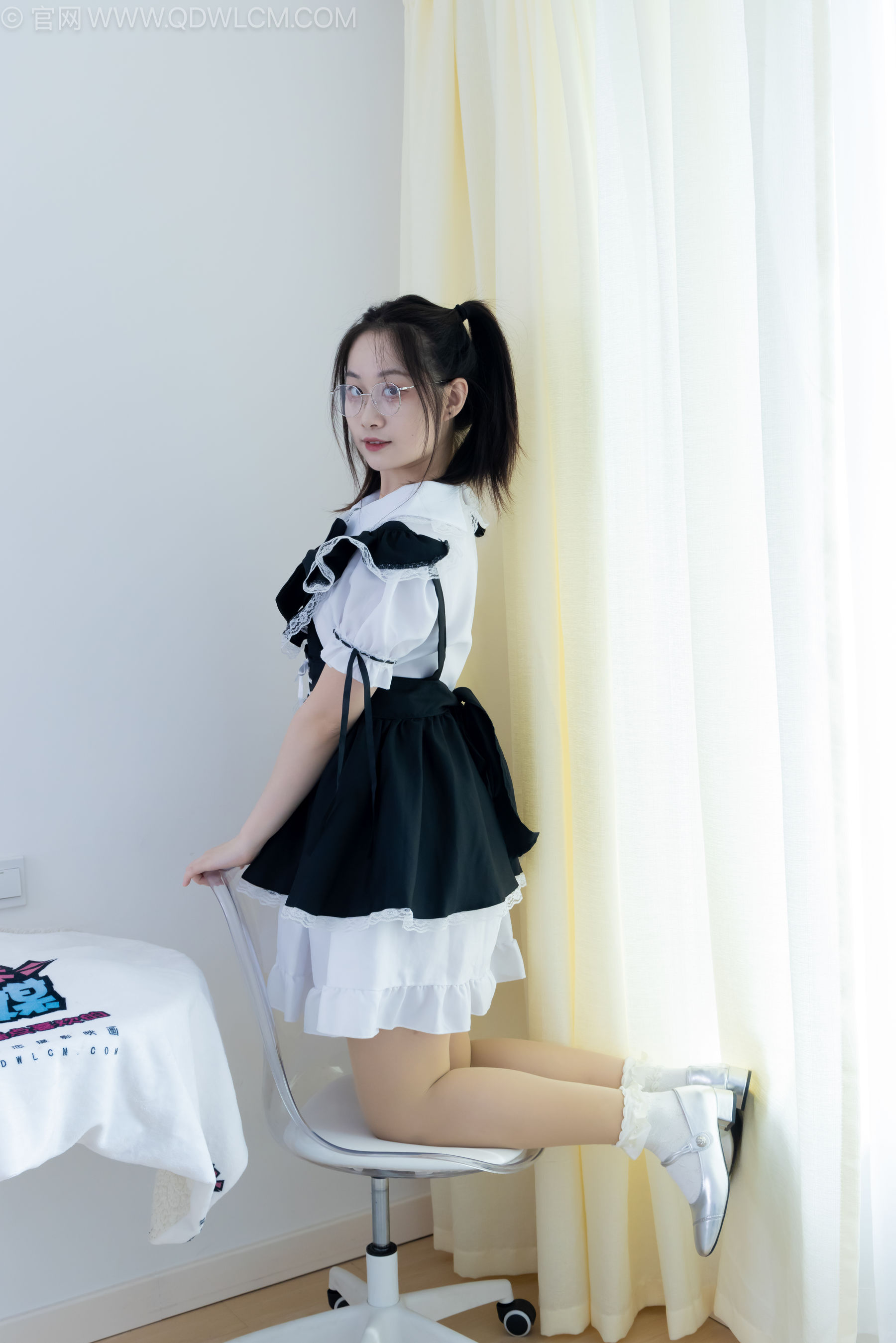 物恋传媒 No.2239 小新 -低跟鞋、白棉袜、厚肉丝、女仆装/(160P)