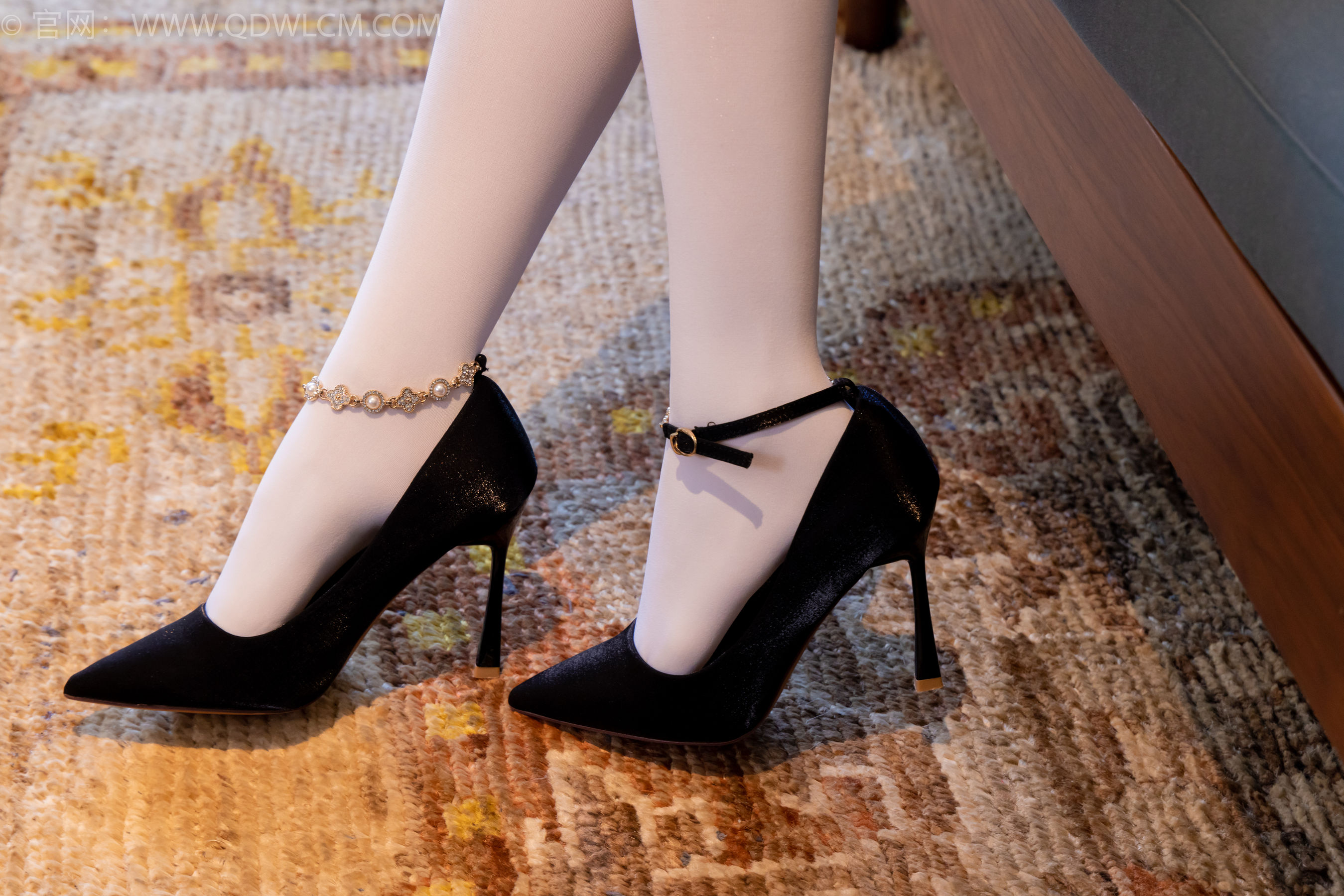 物恋传媒 No.2224 闪闪 -天明那道光/(160P)