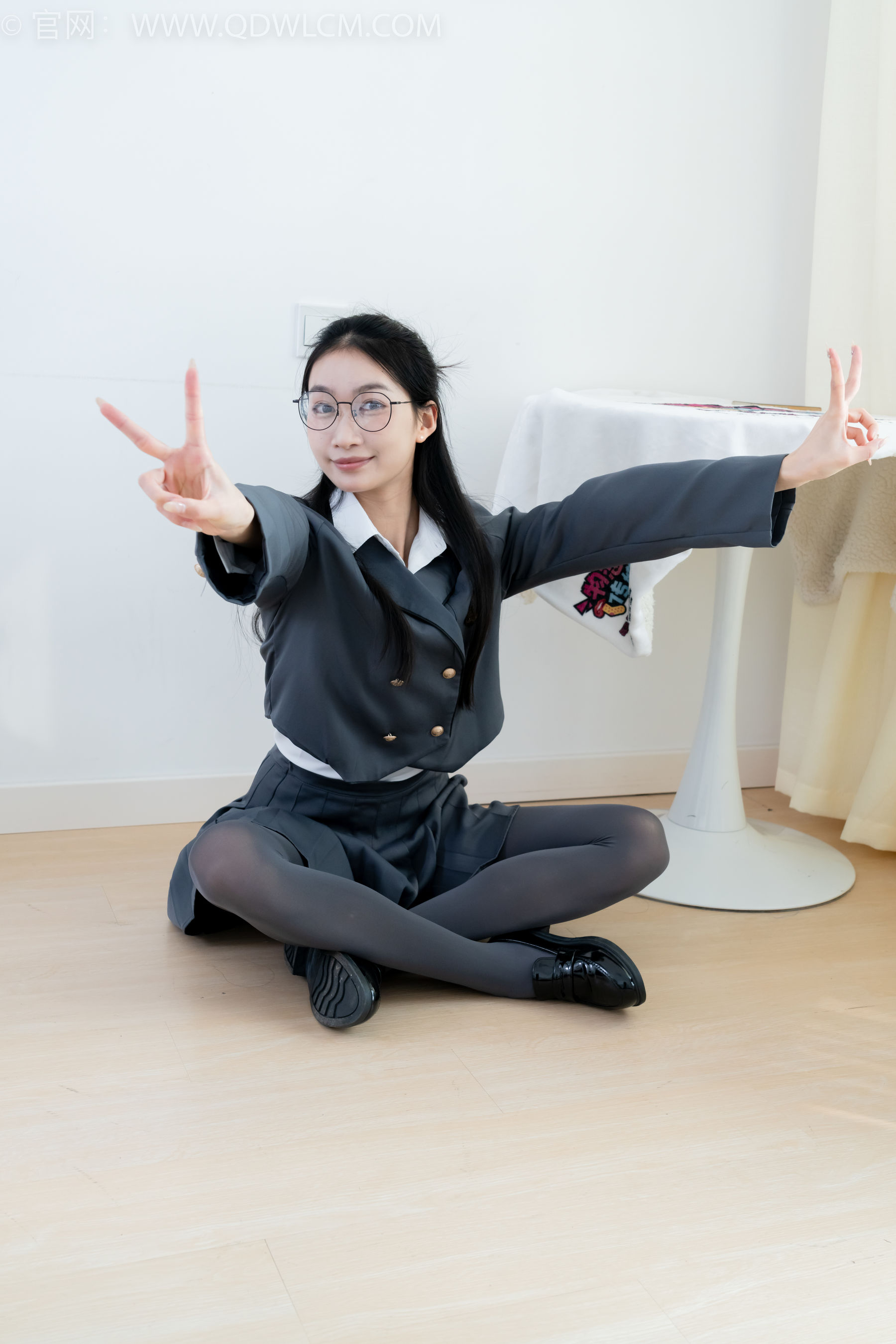 物恋传媒 No.2221 小影 -未来的诗/(160P)