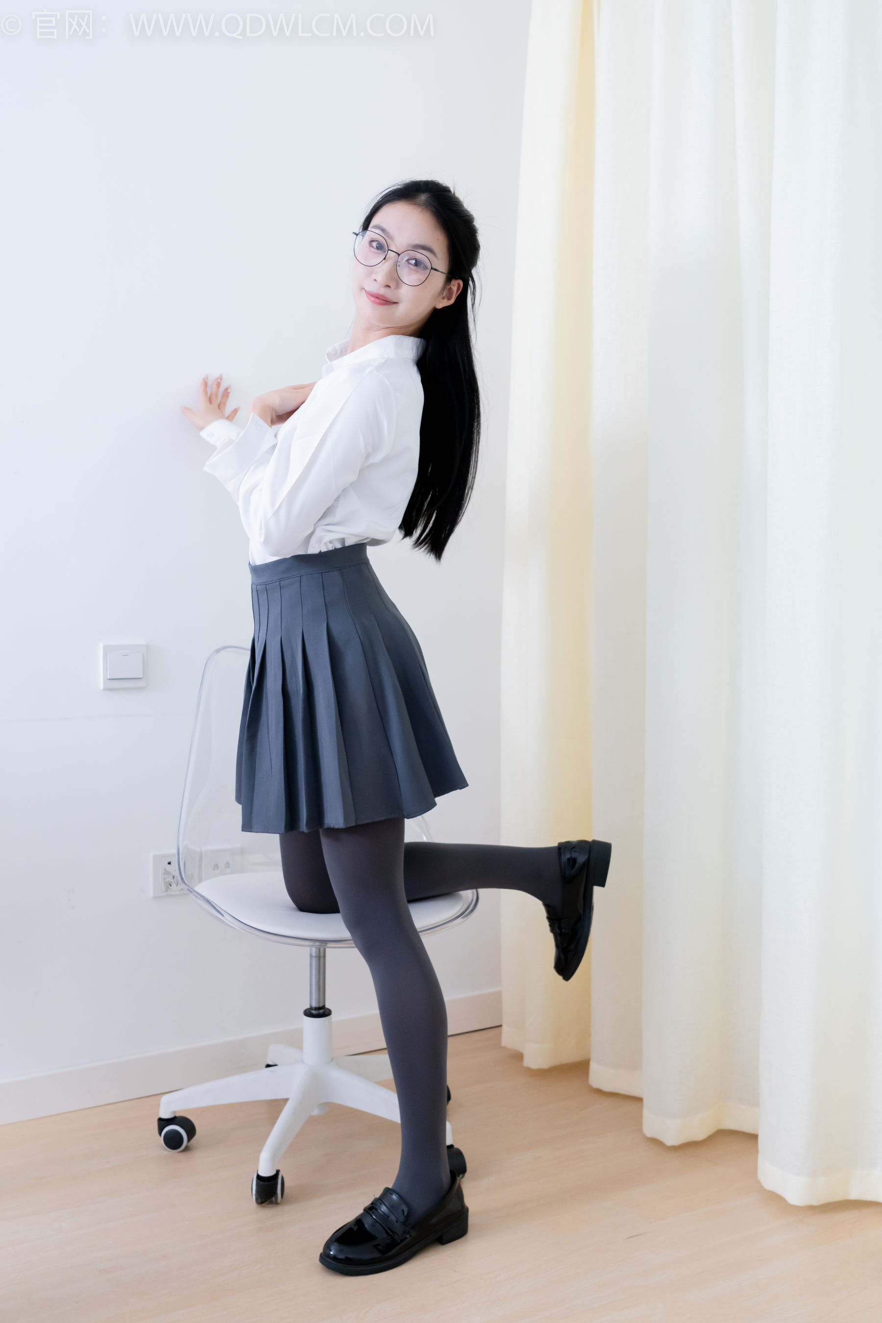 物恋传媒 No.2221 小影 -未来的诗/(160P)