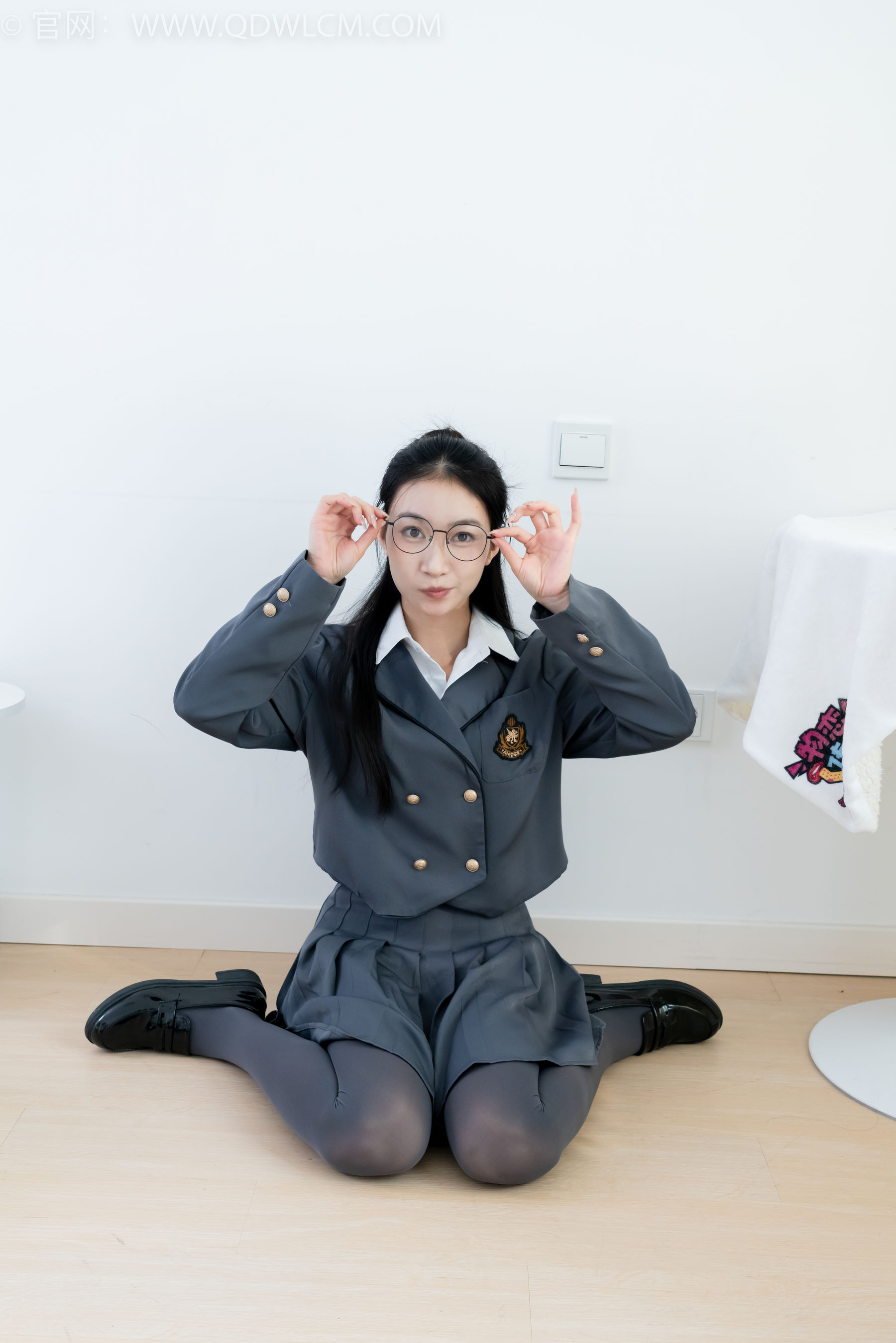 物恋传媒 No.2221 小影 -未来的诗/(160P)