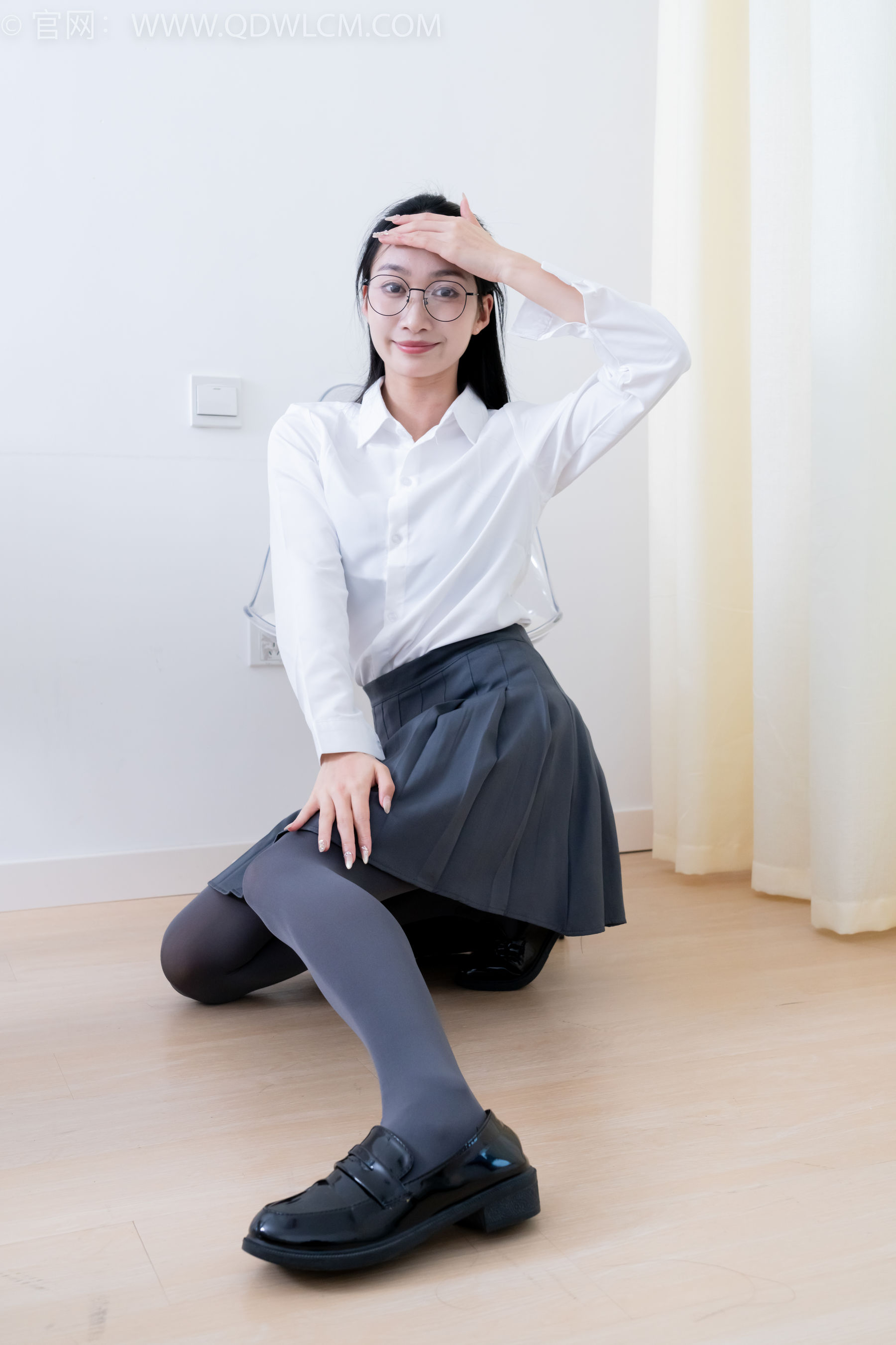 物恋传媒 No.2221 小影 -未来的诗/(160P)