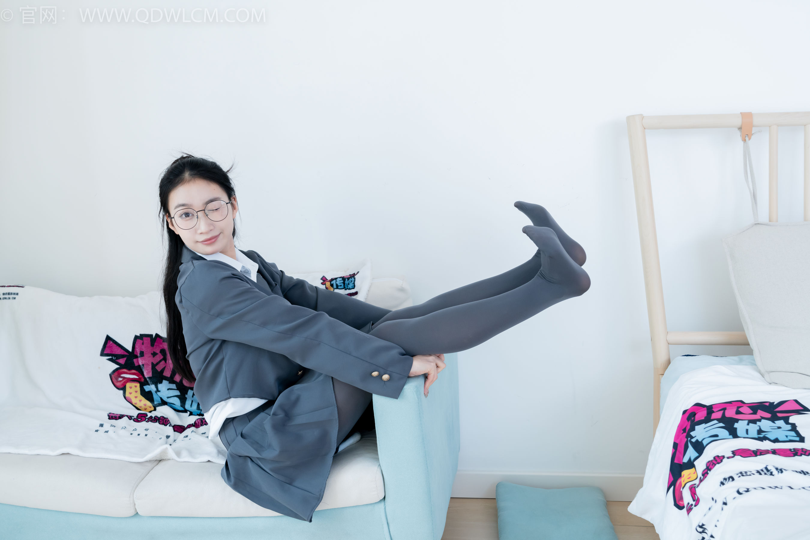 物恋传媒 No.2221 小影 -未来的诗/(160P)