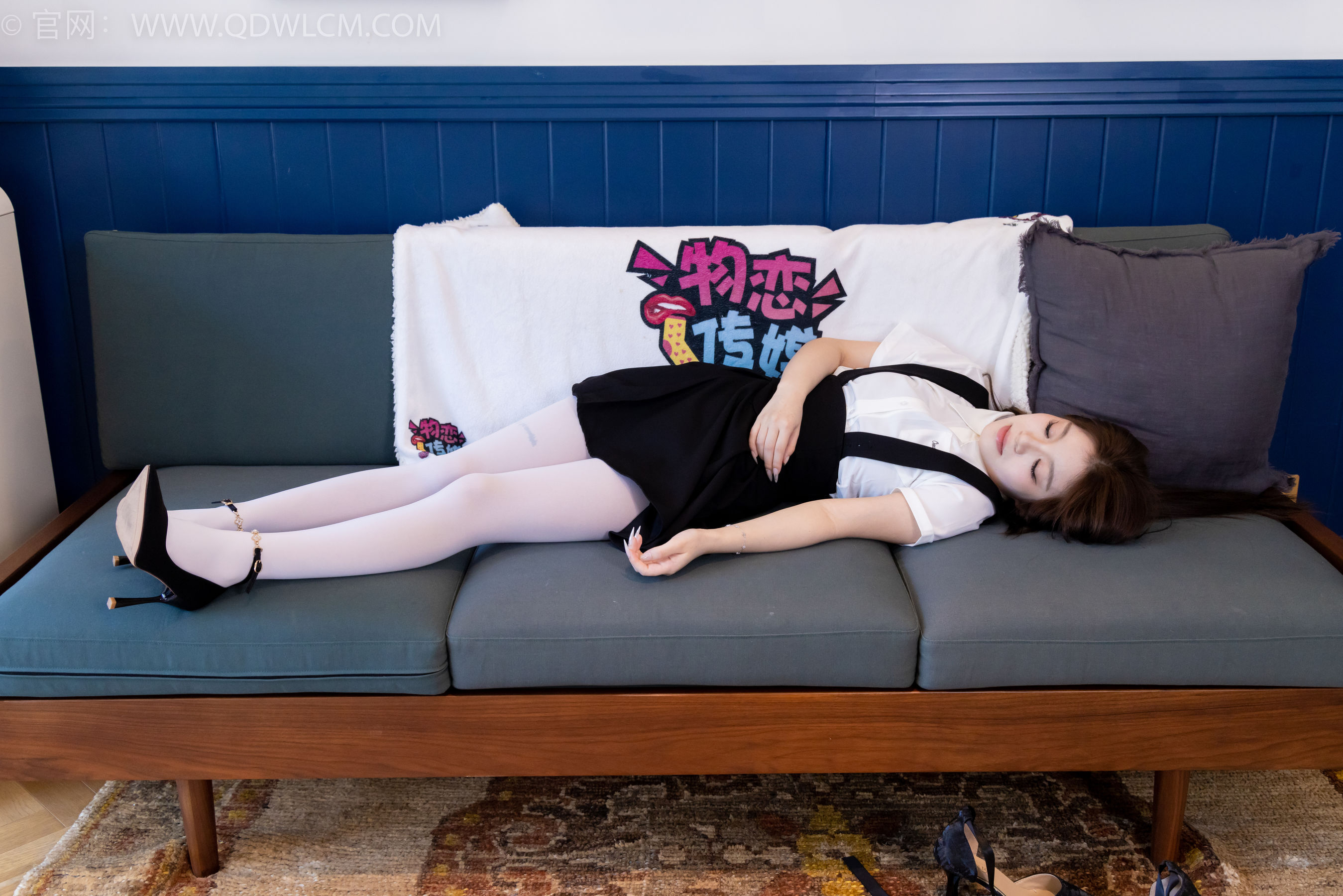 物恋传媒 No.2224 闪闪 -天明那道光/(160P)