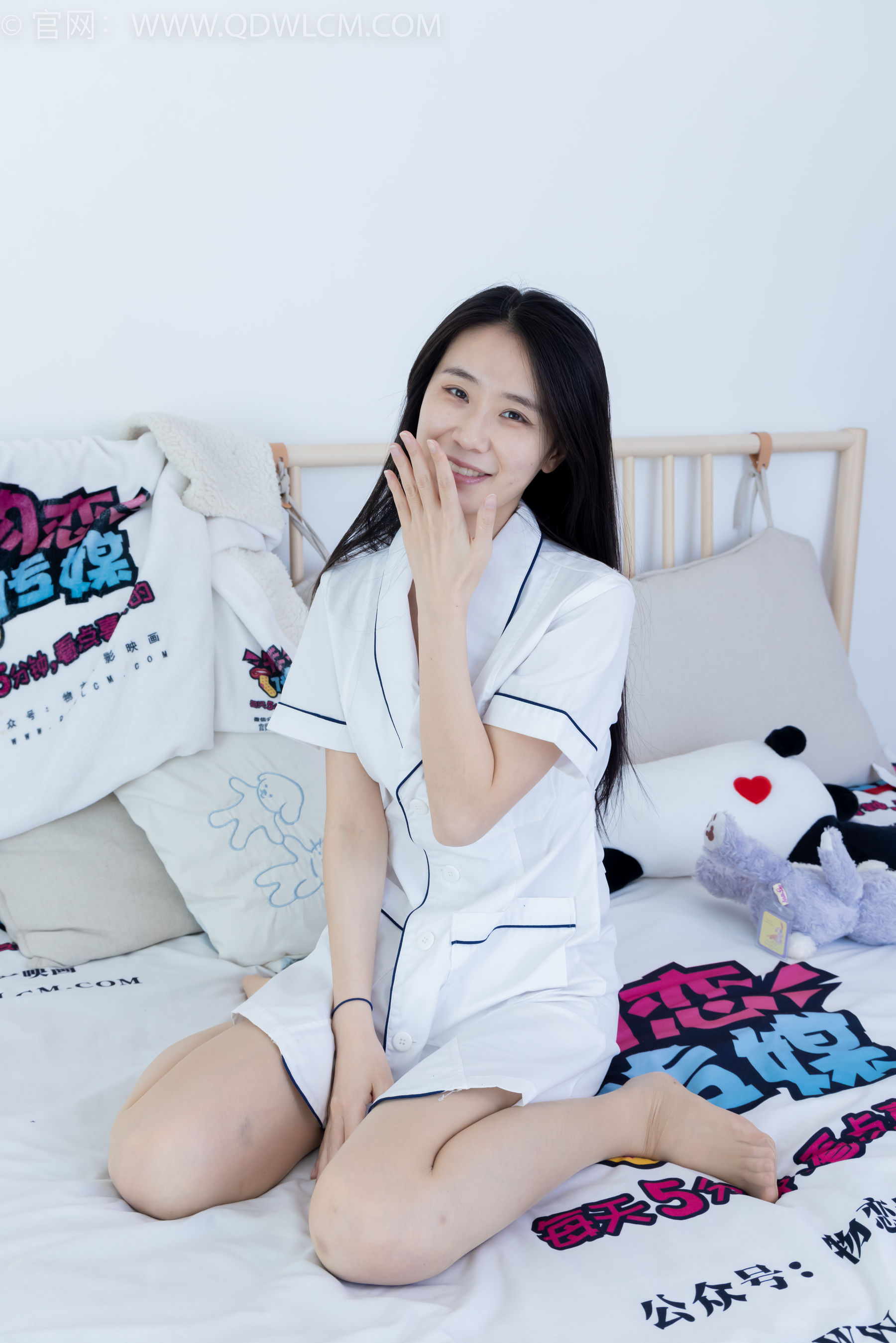 物恋传媒 No.2234 菜菜 -高跟鞋、肉丝、护士服/(159P)