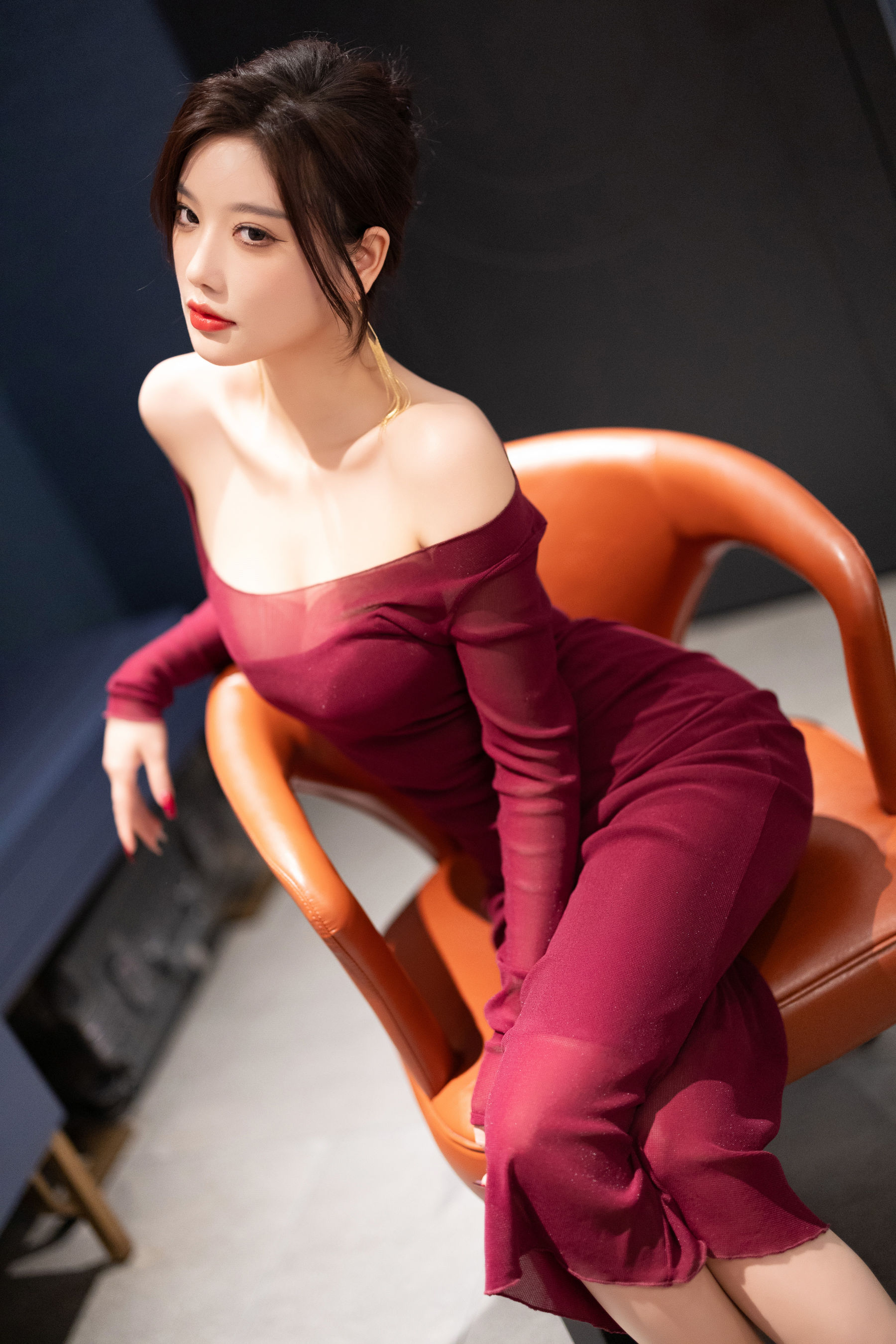 杨晨晨 - 紫色连衣短裙/(100P)