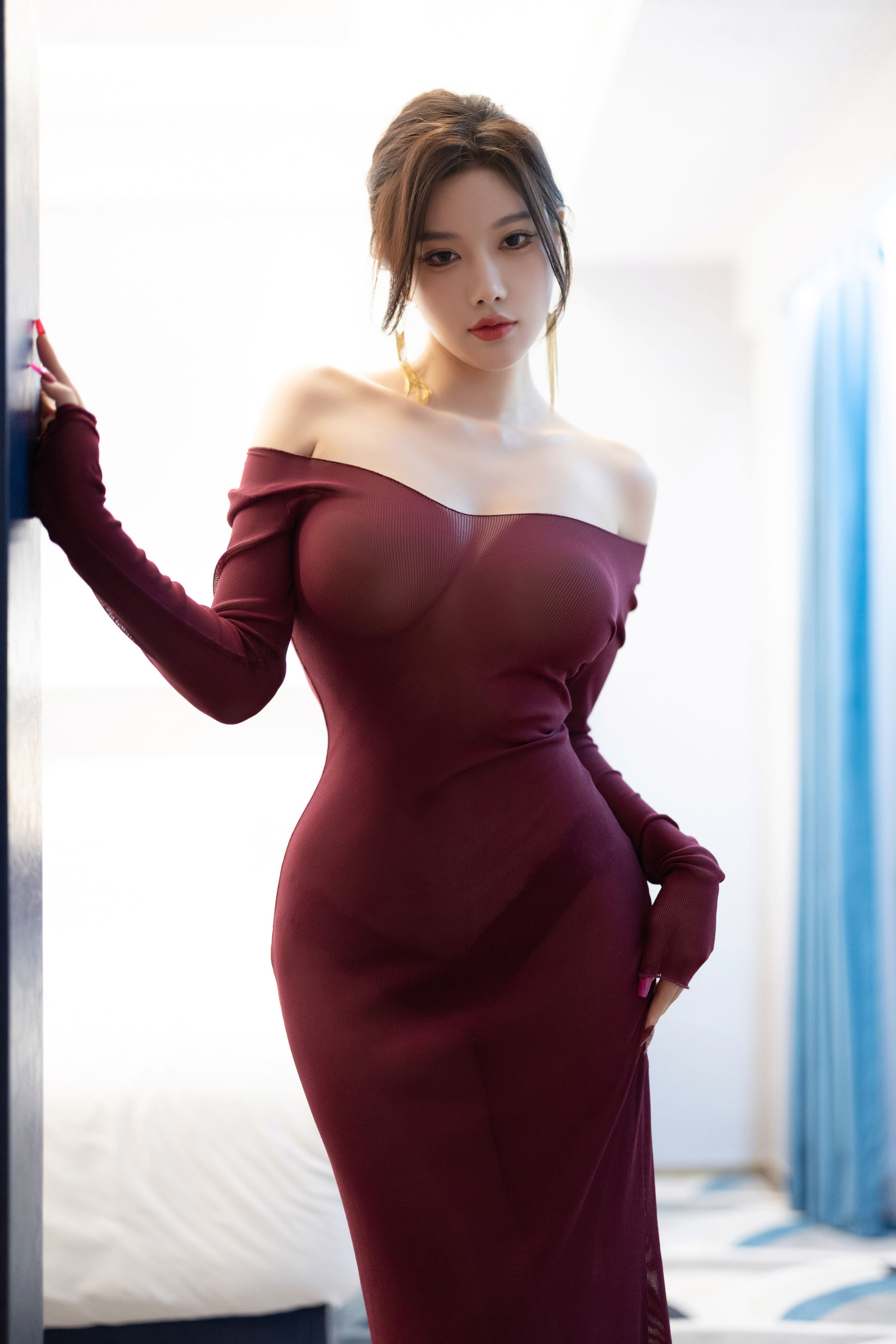 杨晨晨 - 紫色连衣短裙/(100P)