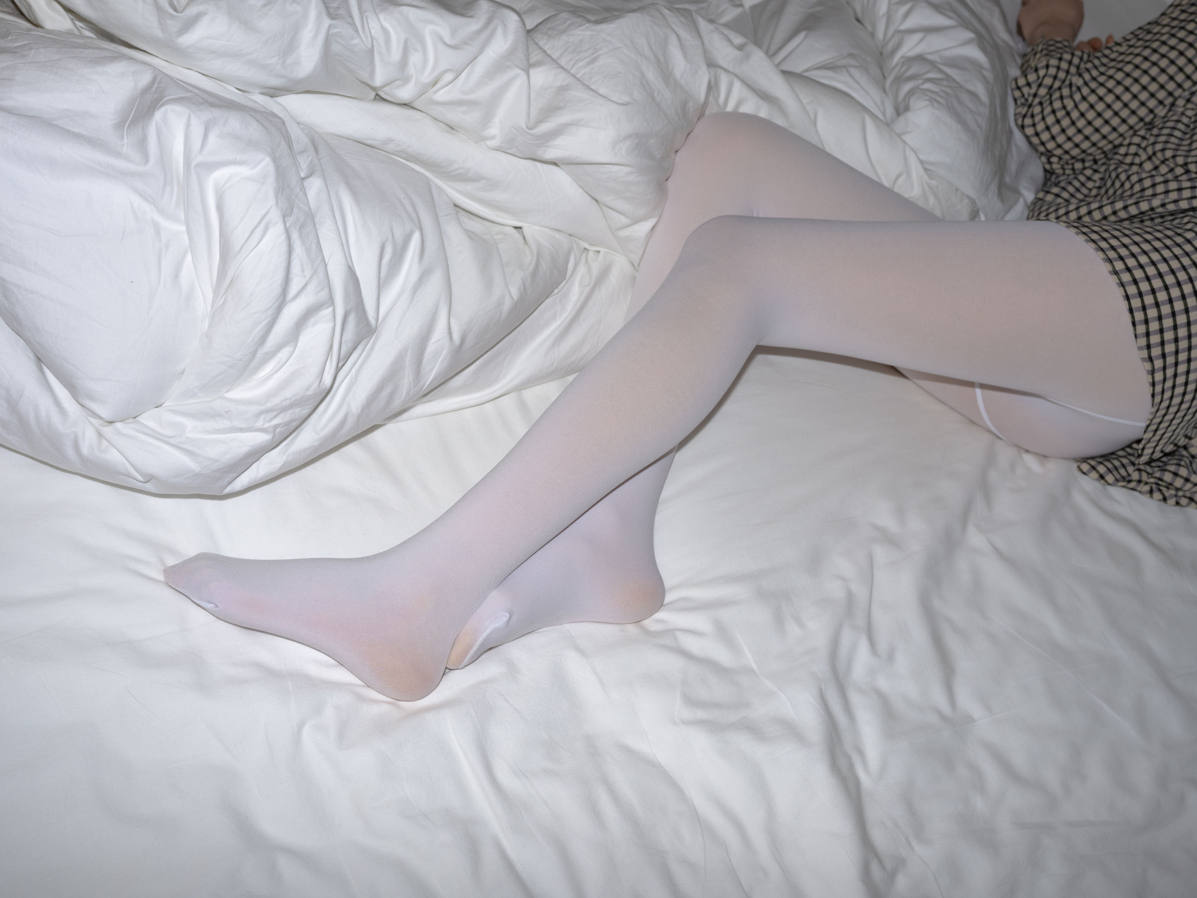 森萝财团写真 - aika 白丝 80D/(146P)