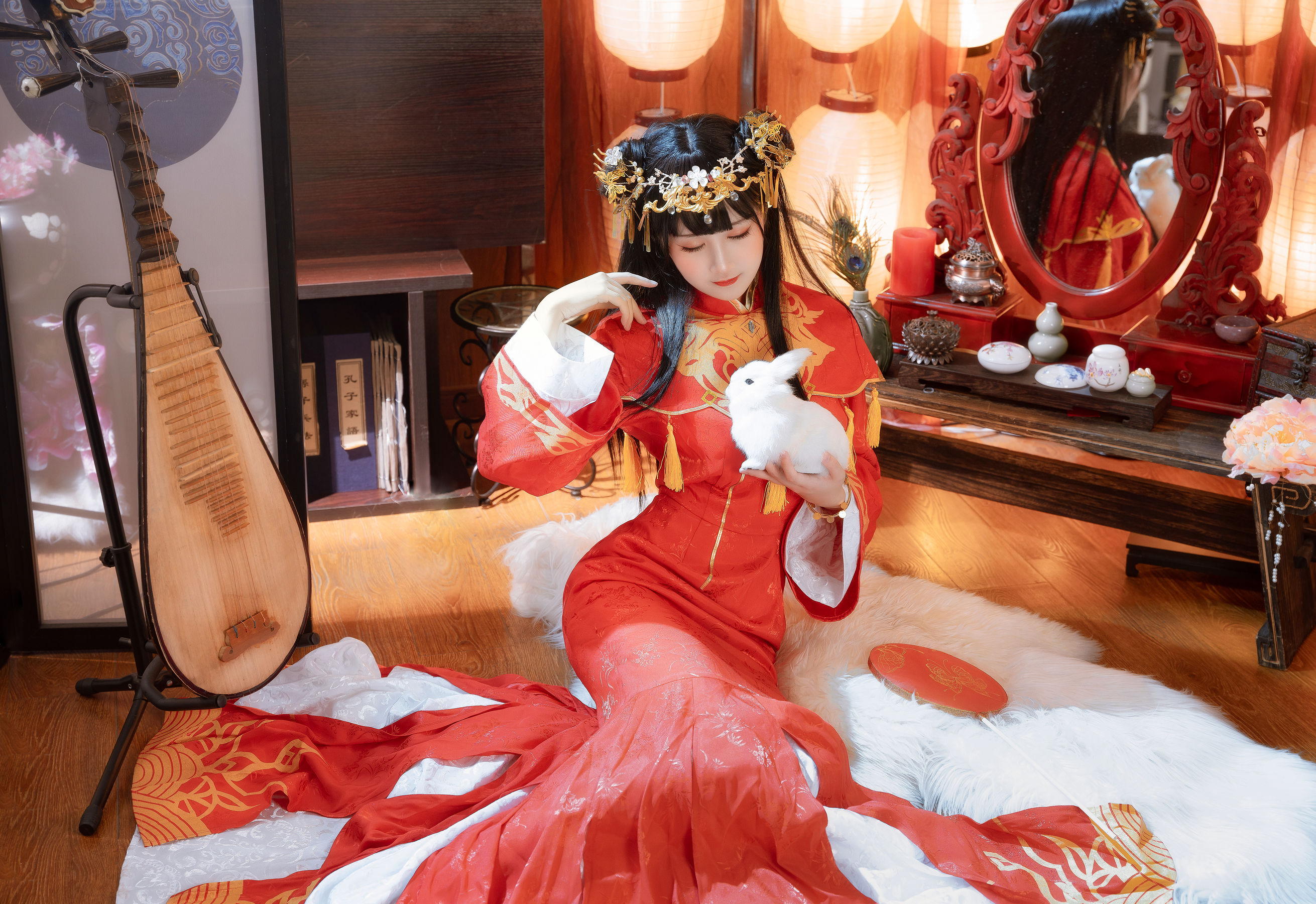 微博妹子三度_69 - 2025新年自拍套装/(20P)