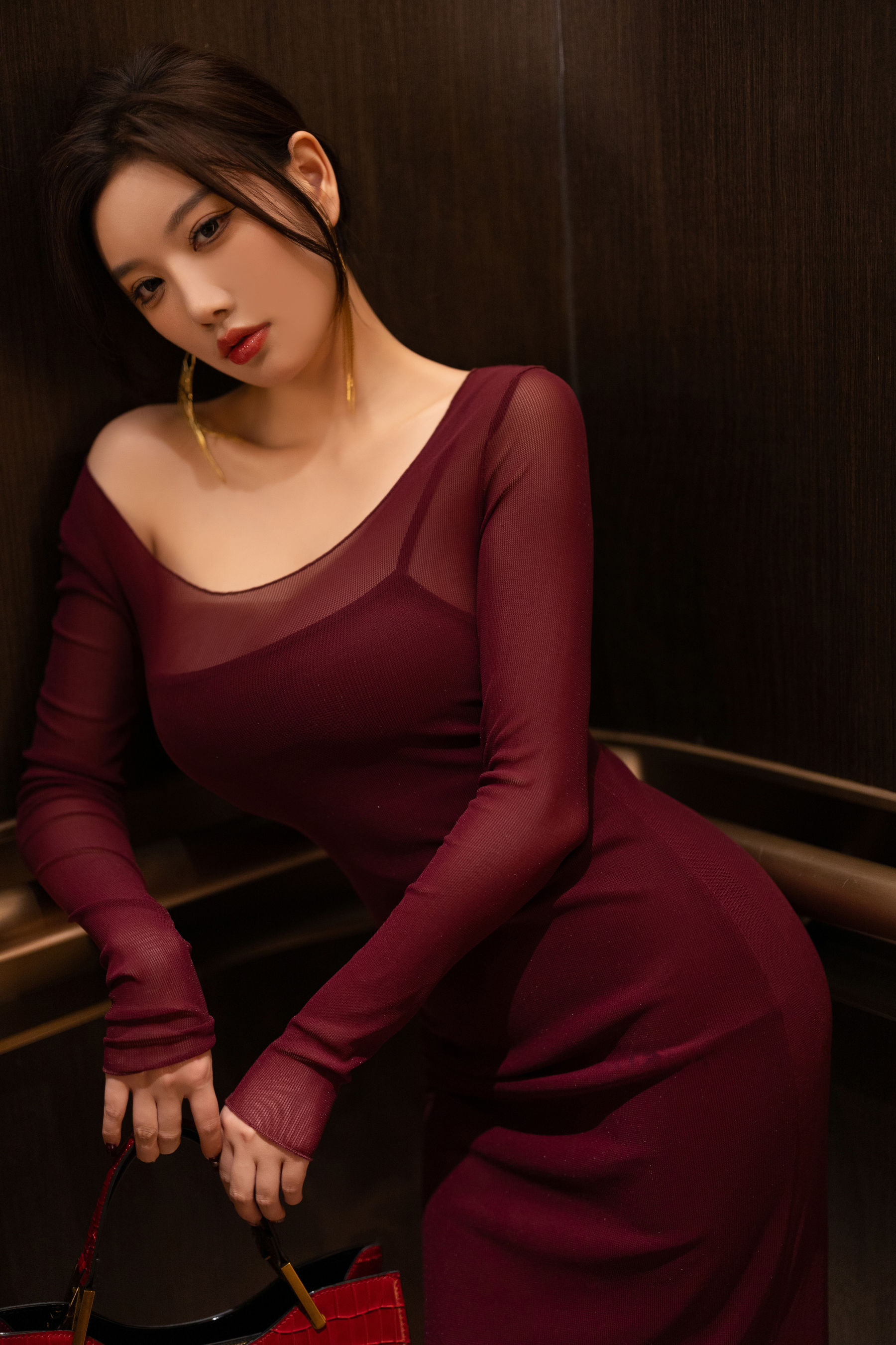 杨晨晨 - 紫色连衣短裙/(100P)