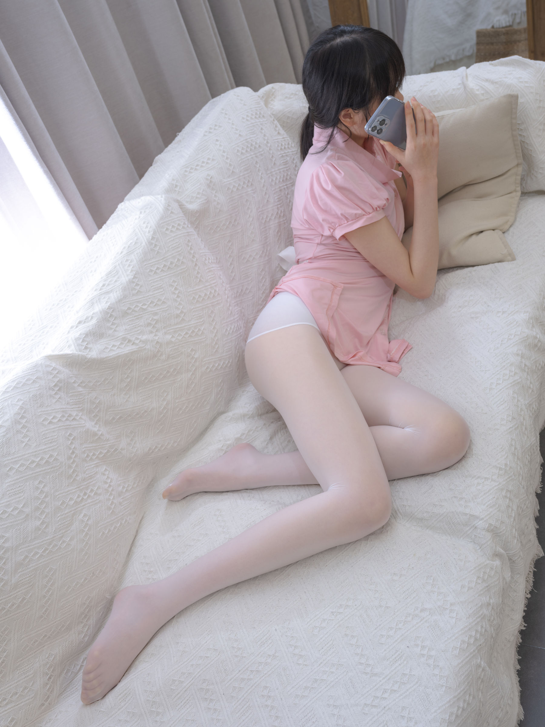 森萝财团写真 - Aika 白丝 10D 极细光滑丝袜/(117P)