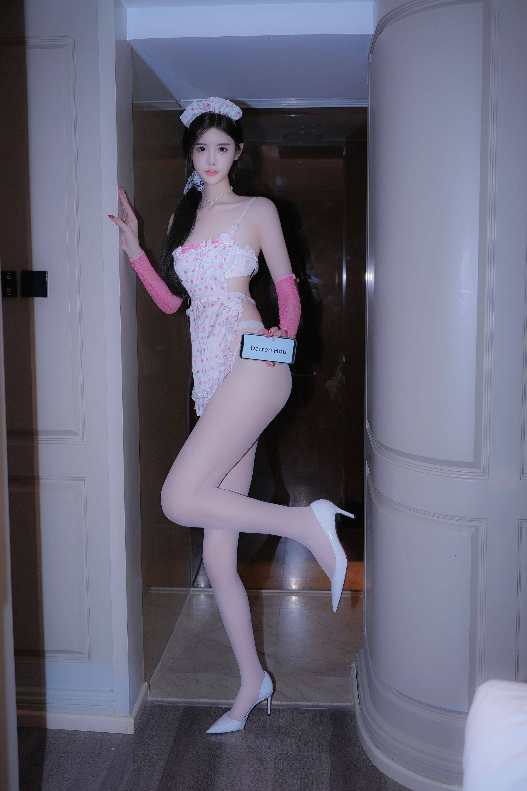 晚苏susu - 性感湿身白丝女仆/(63P)