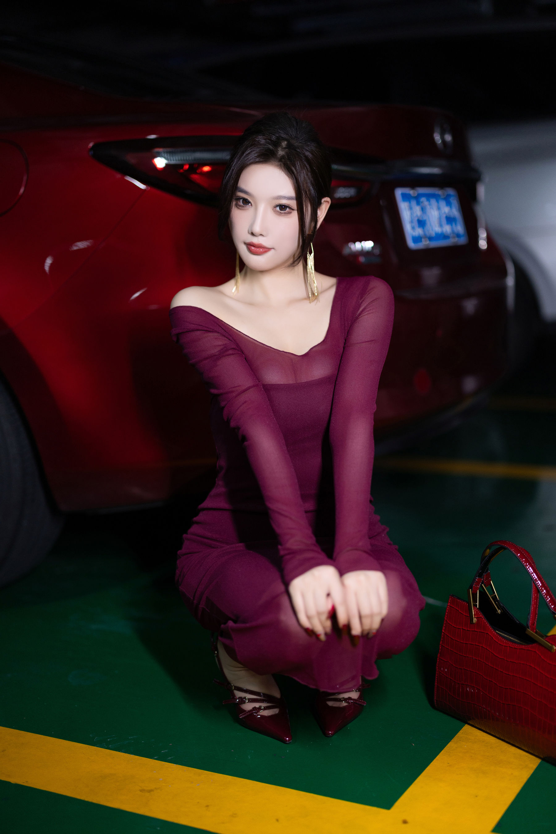 杨晨晨 - 紫色连衣短裙/(100P)