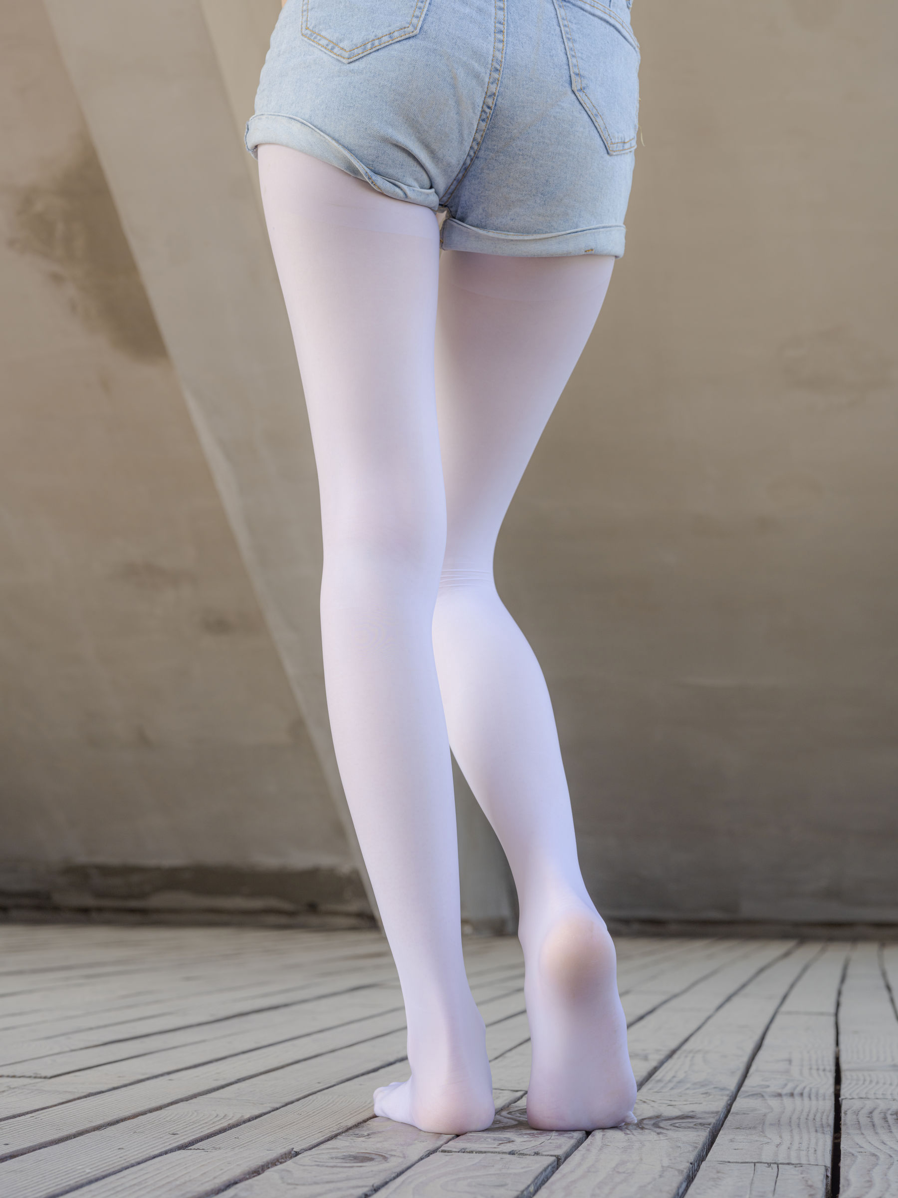 森萝财团写真 - 媛媛 试拍 15D超薄白丝/(59P)