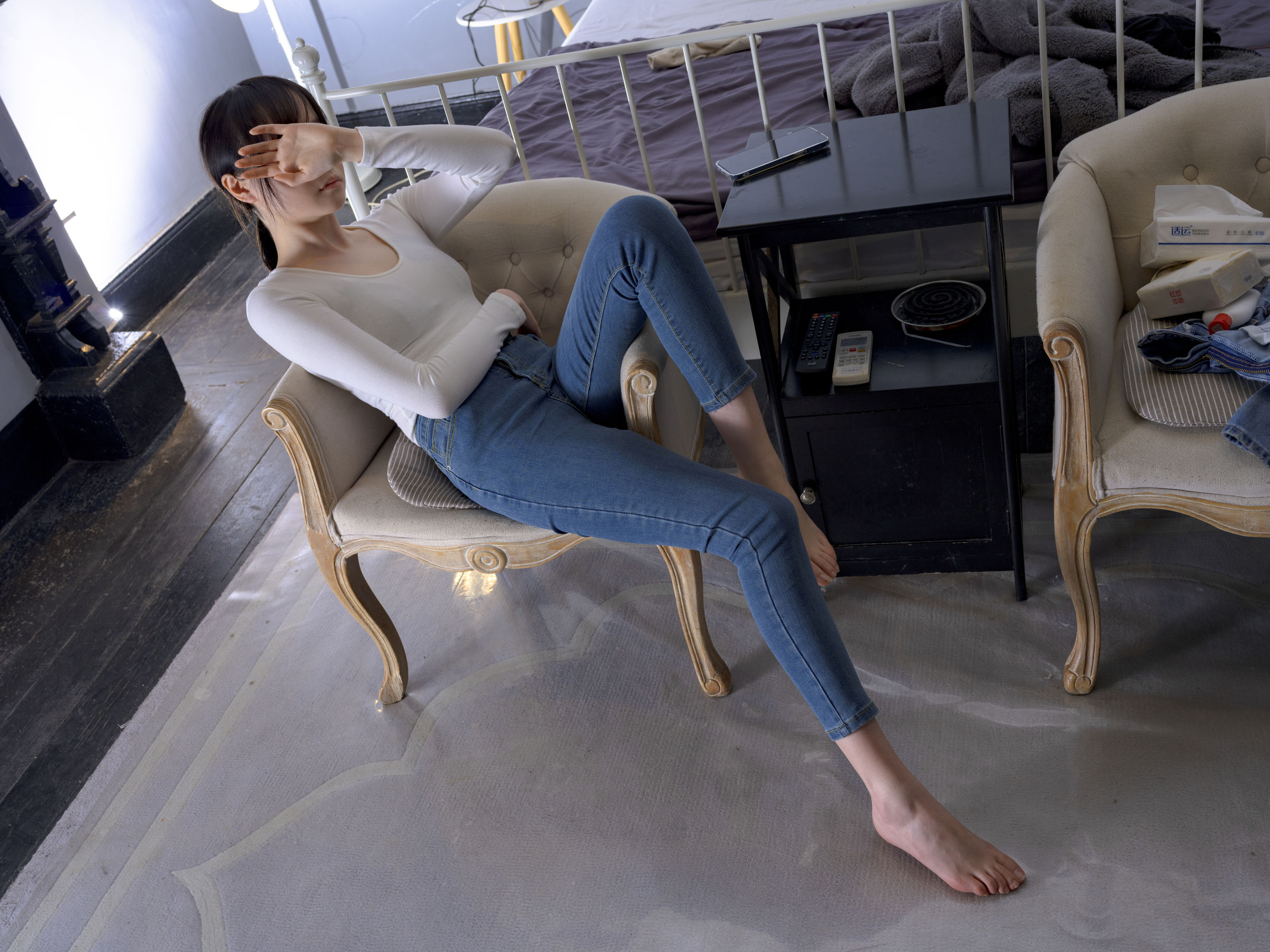 森萝财团写真 - Aika 裸足/(175P)